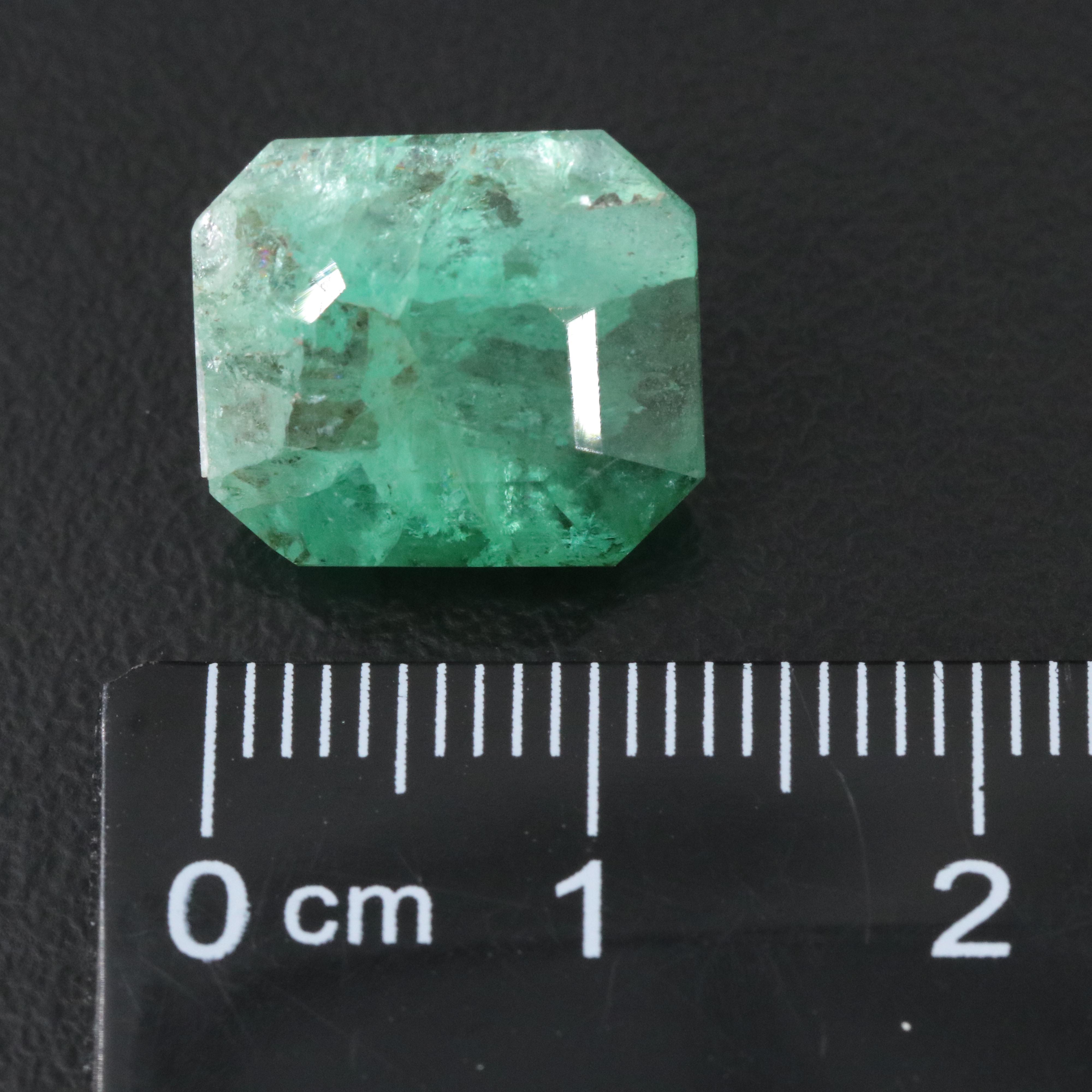 Loose 9.91 CT Emerald
