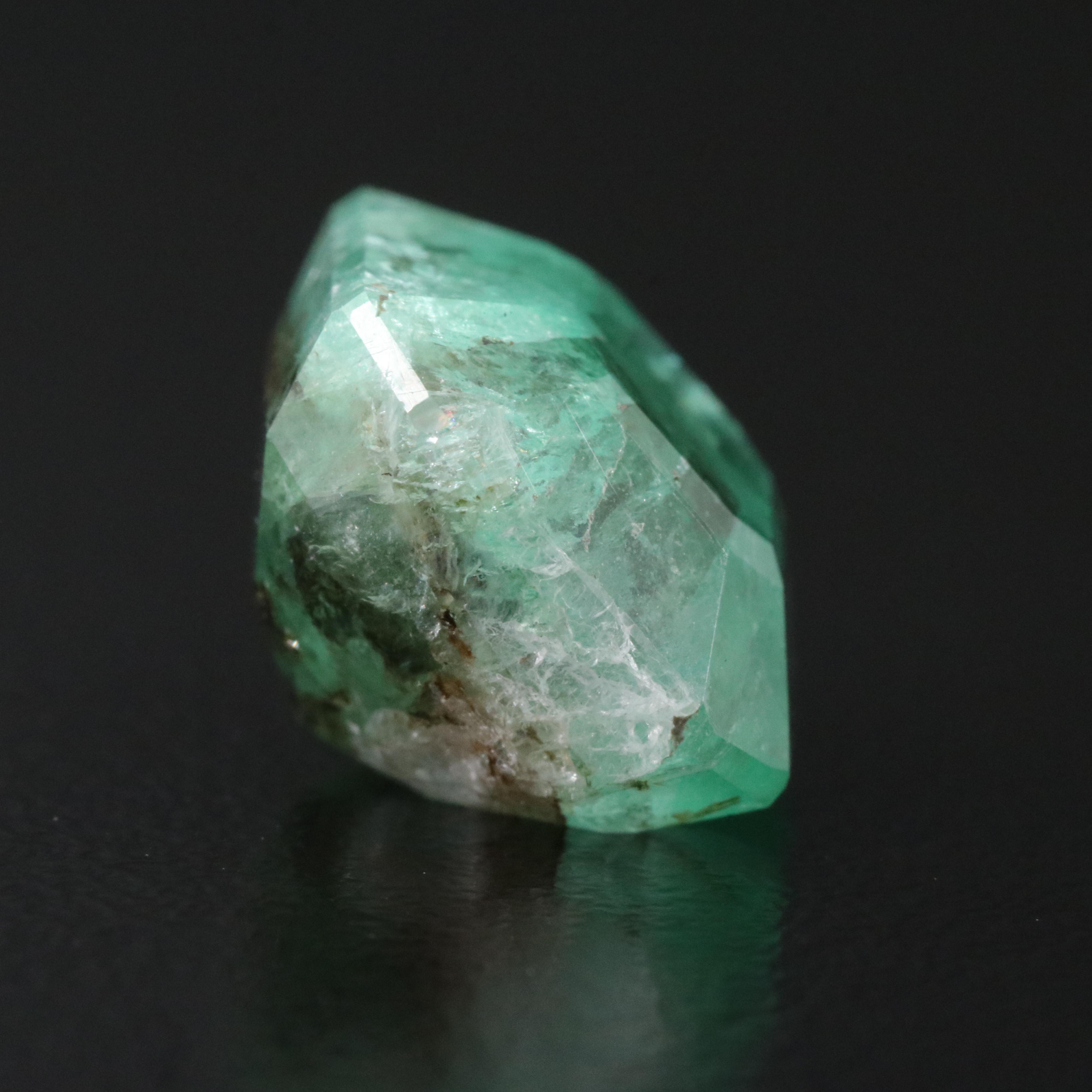 Loose 9.91 CT Emerald