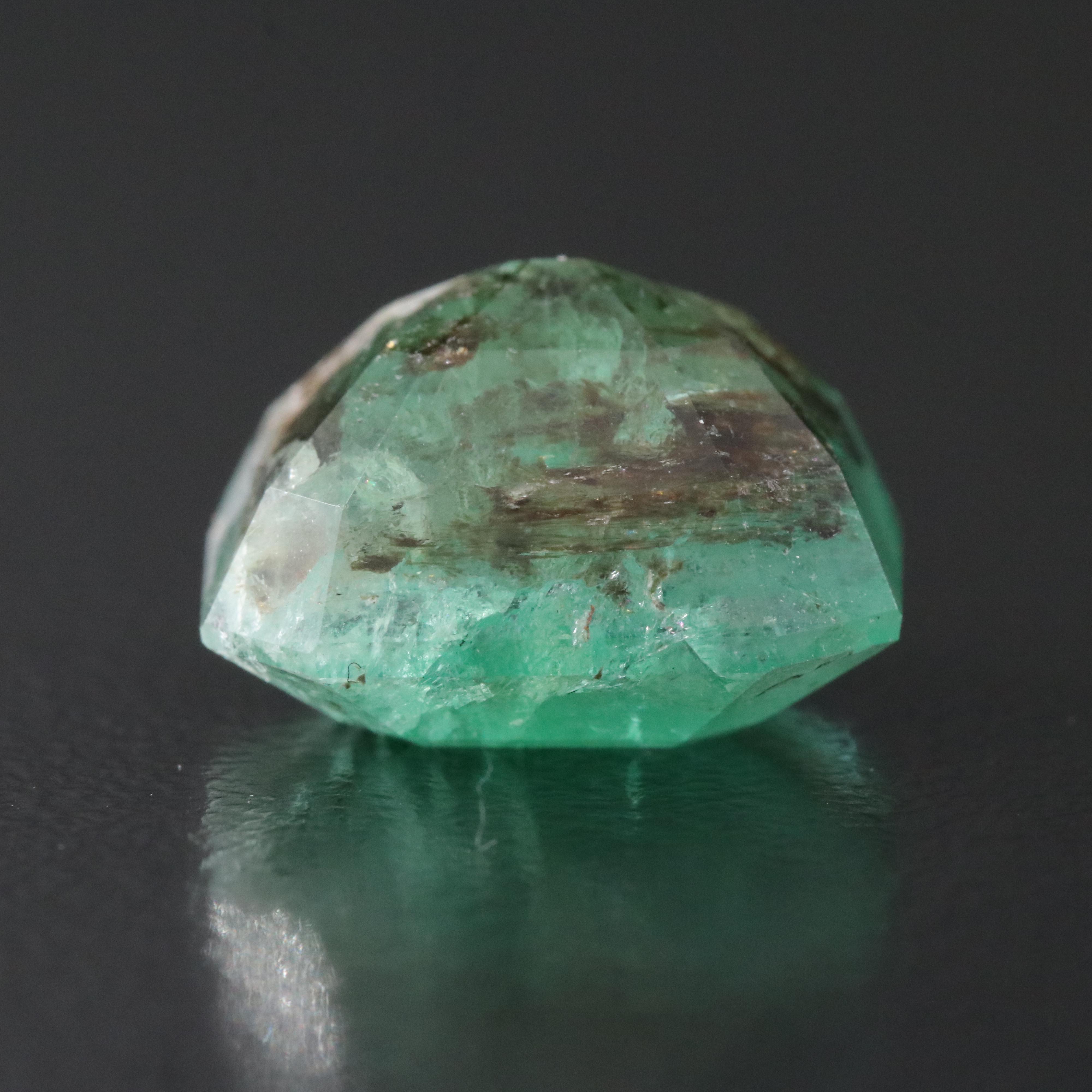 Loose 9.91 CT Emerald