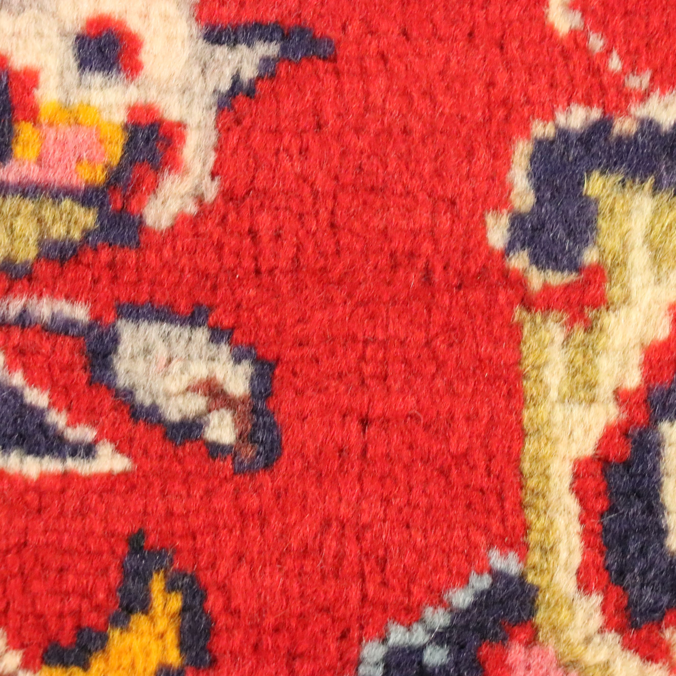 7'2 x 10'5 Hand-Knotted Persian Kashan Area Rug