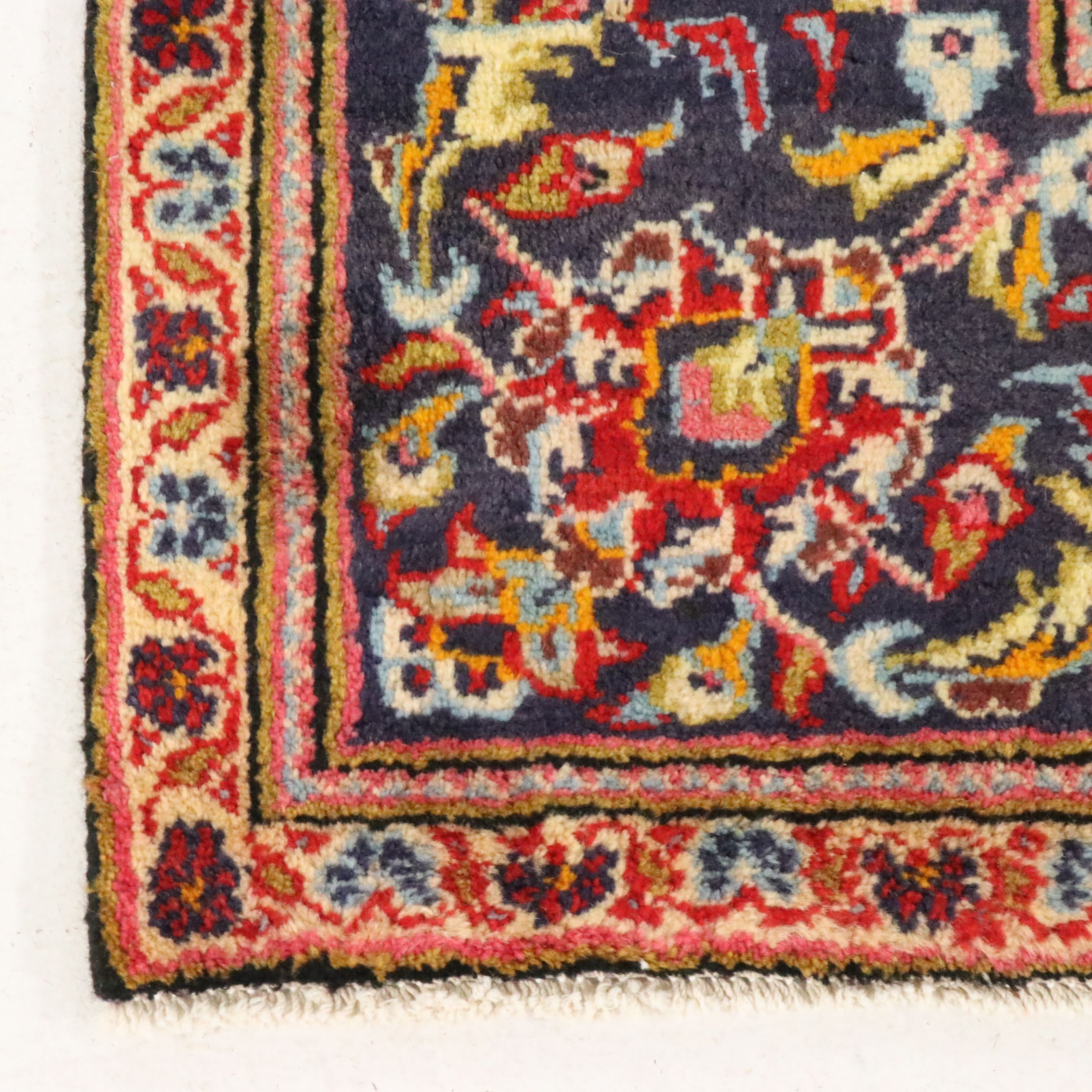 7'2 x 10'5 Hand-Knotted Persian Kashan Area Rug