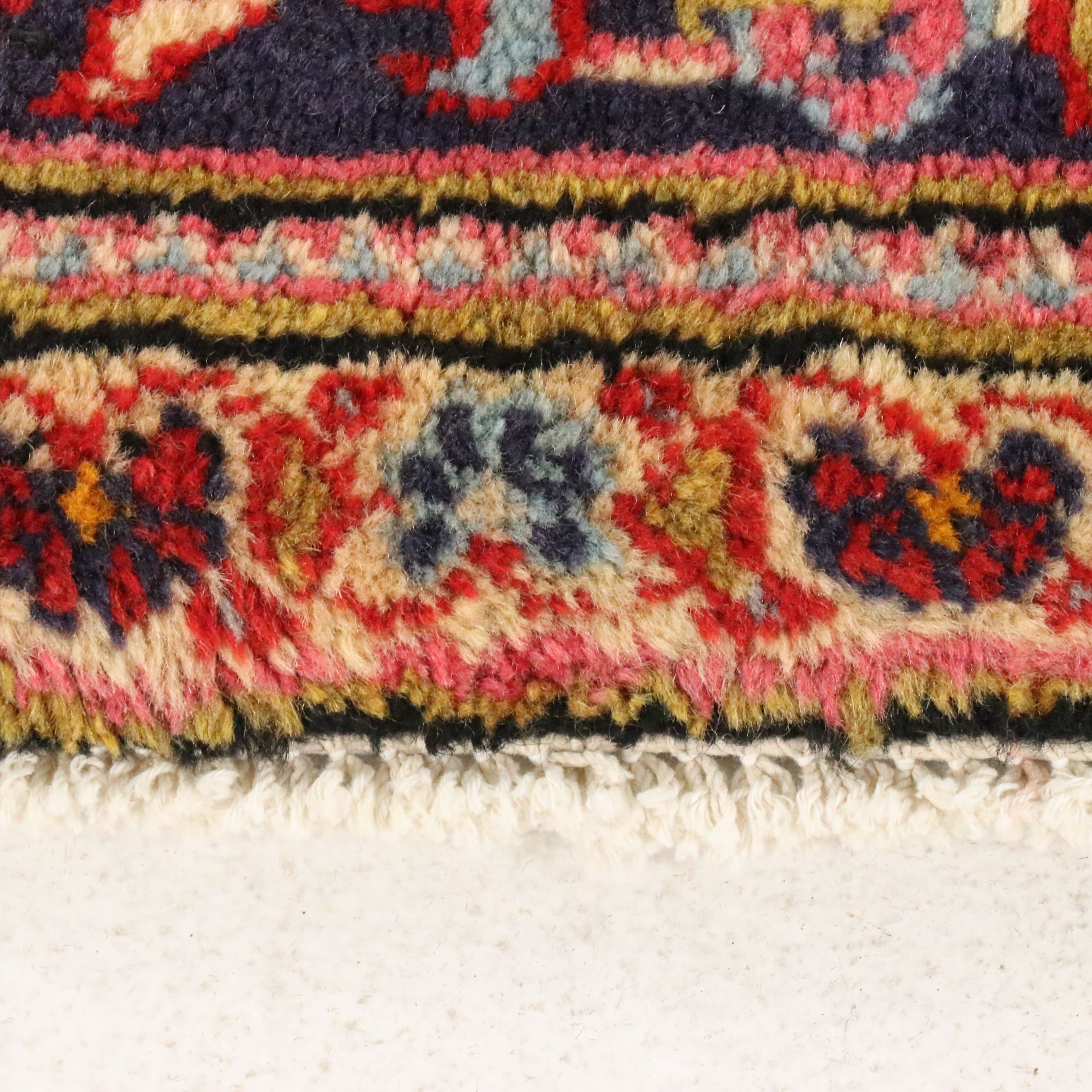 7'2 x 10'5 Hand-Knotted Persian Kashan Area Rug