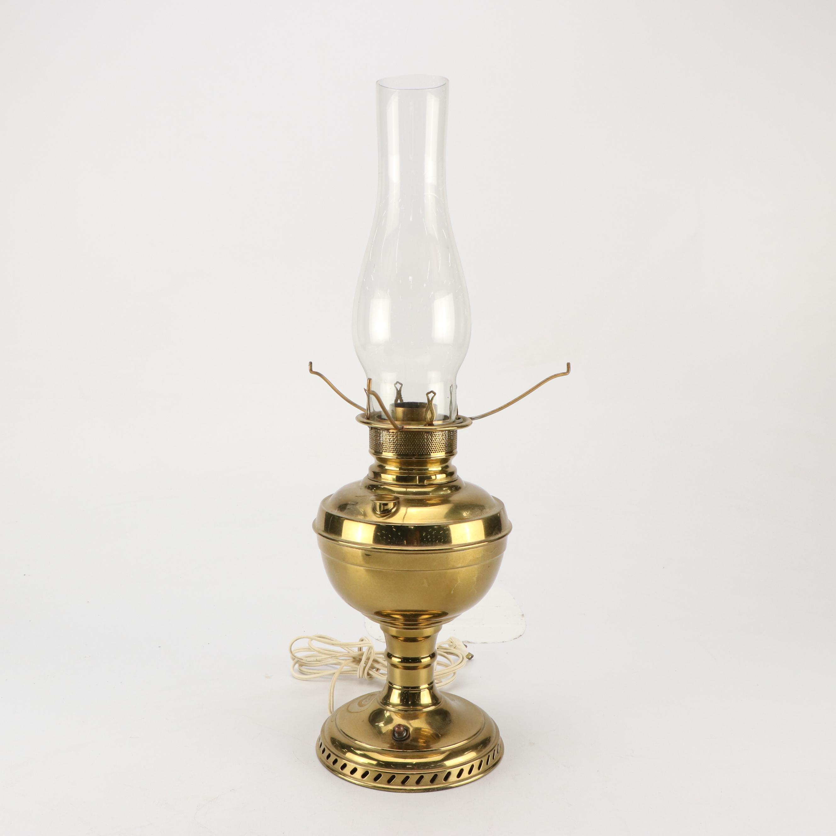Victorian Brass Oil Parlor Lamp with Cased Green Glass Shade, Adapted Mid-20th C
