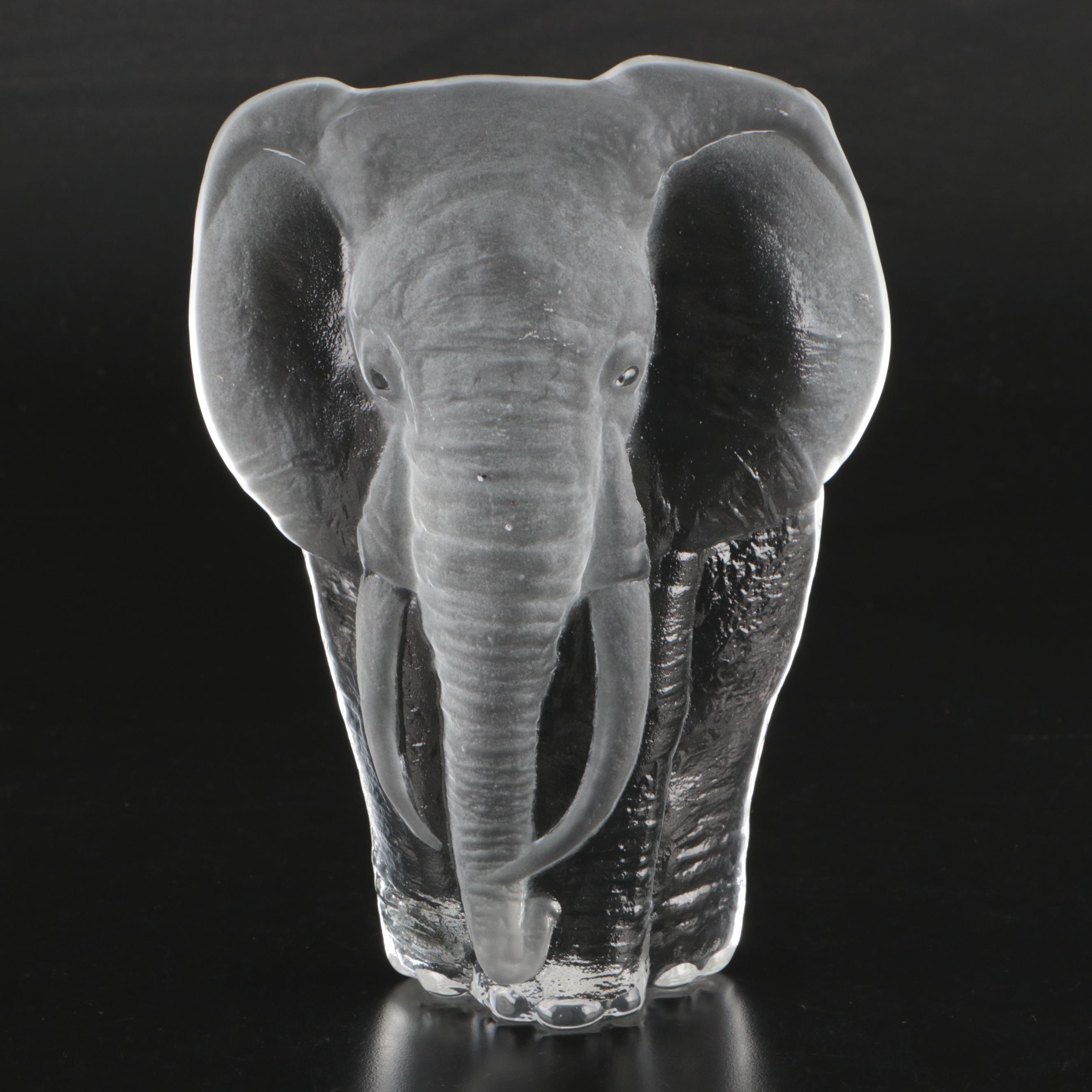Mats Jonasson Crystal "Elephant" Figure