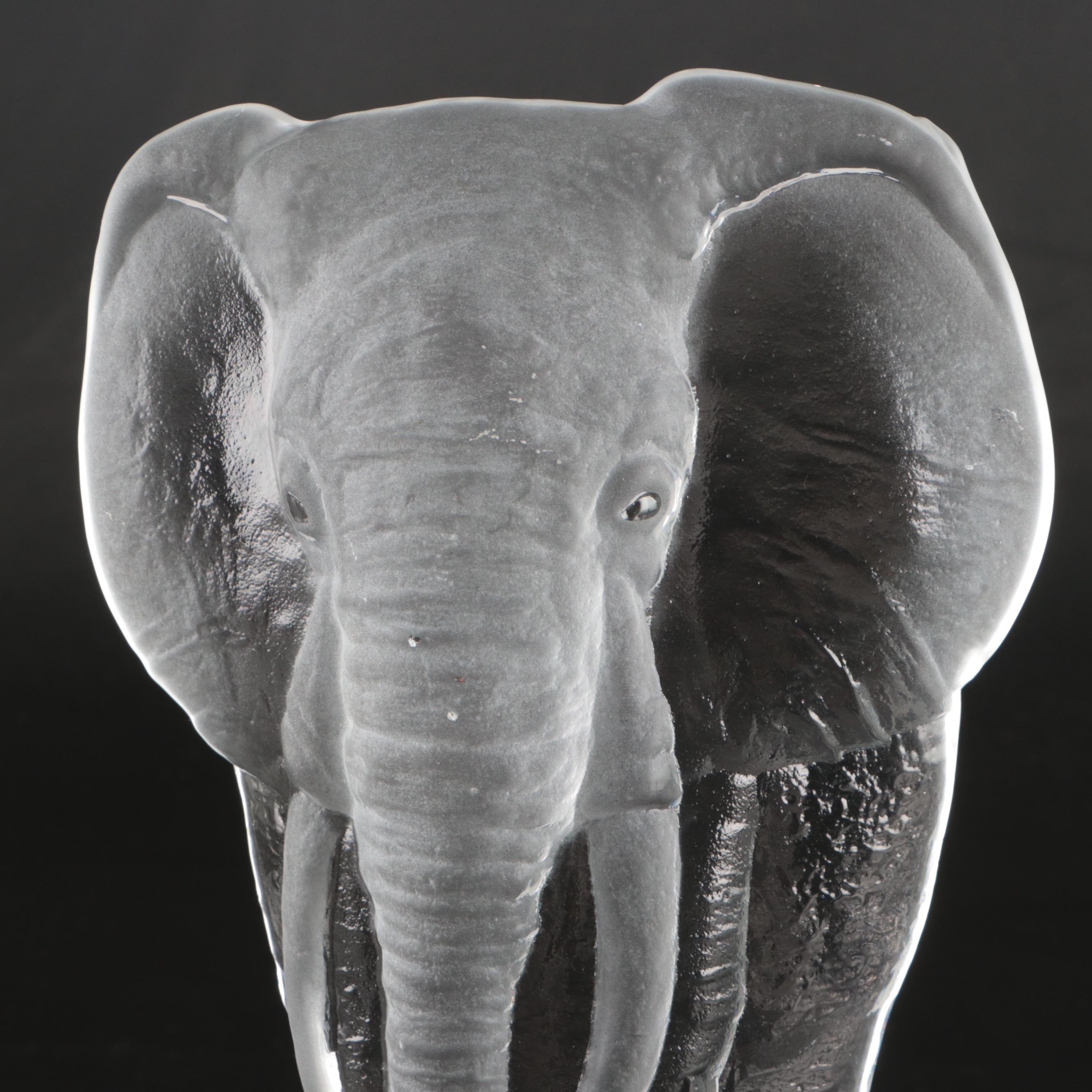 Mats Jonasson Crystal "Elephant" Figure