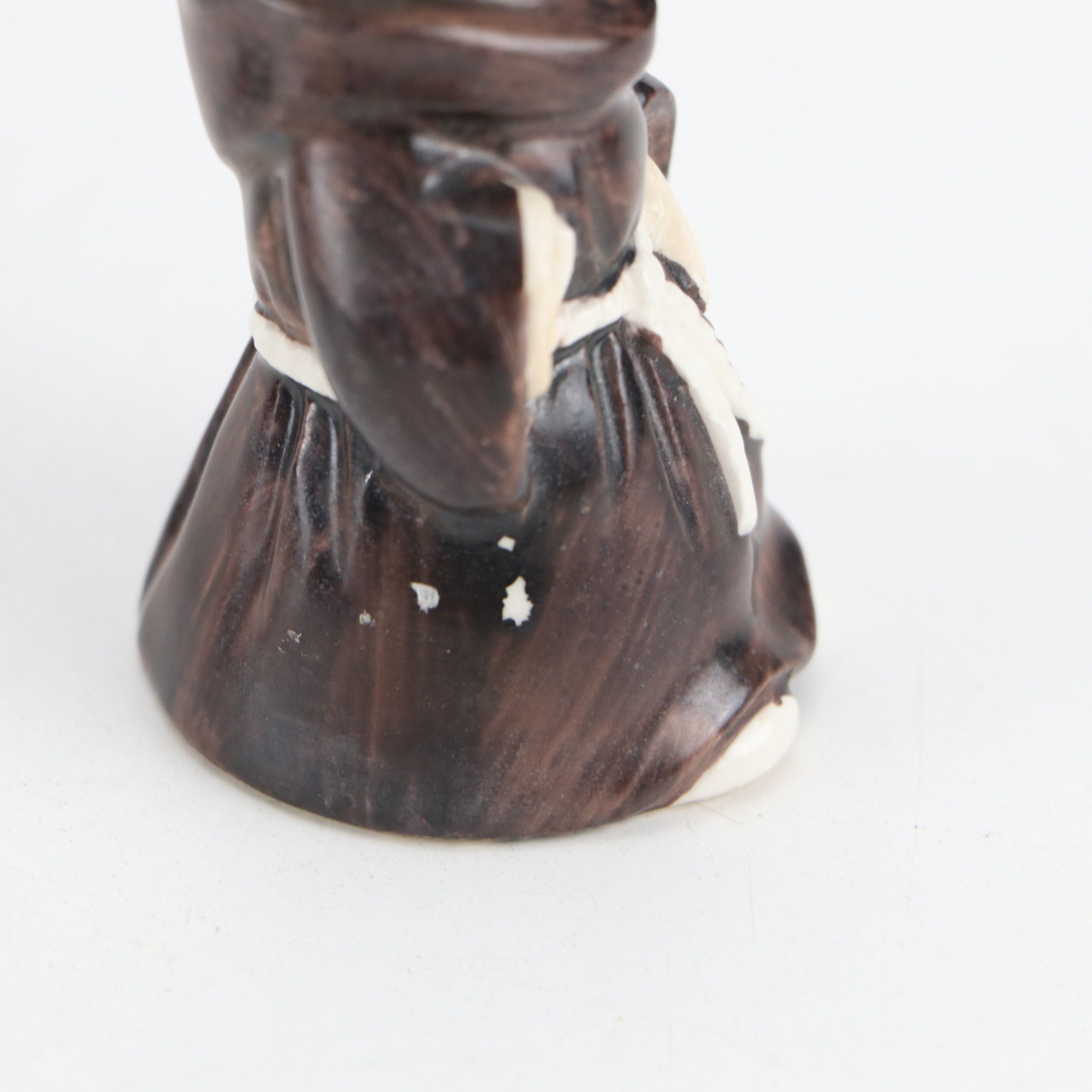 Pair of Sanmyro Porcelain Shakers with Napcoware and More Porcelain Figurines