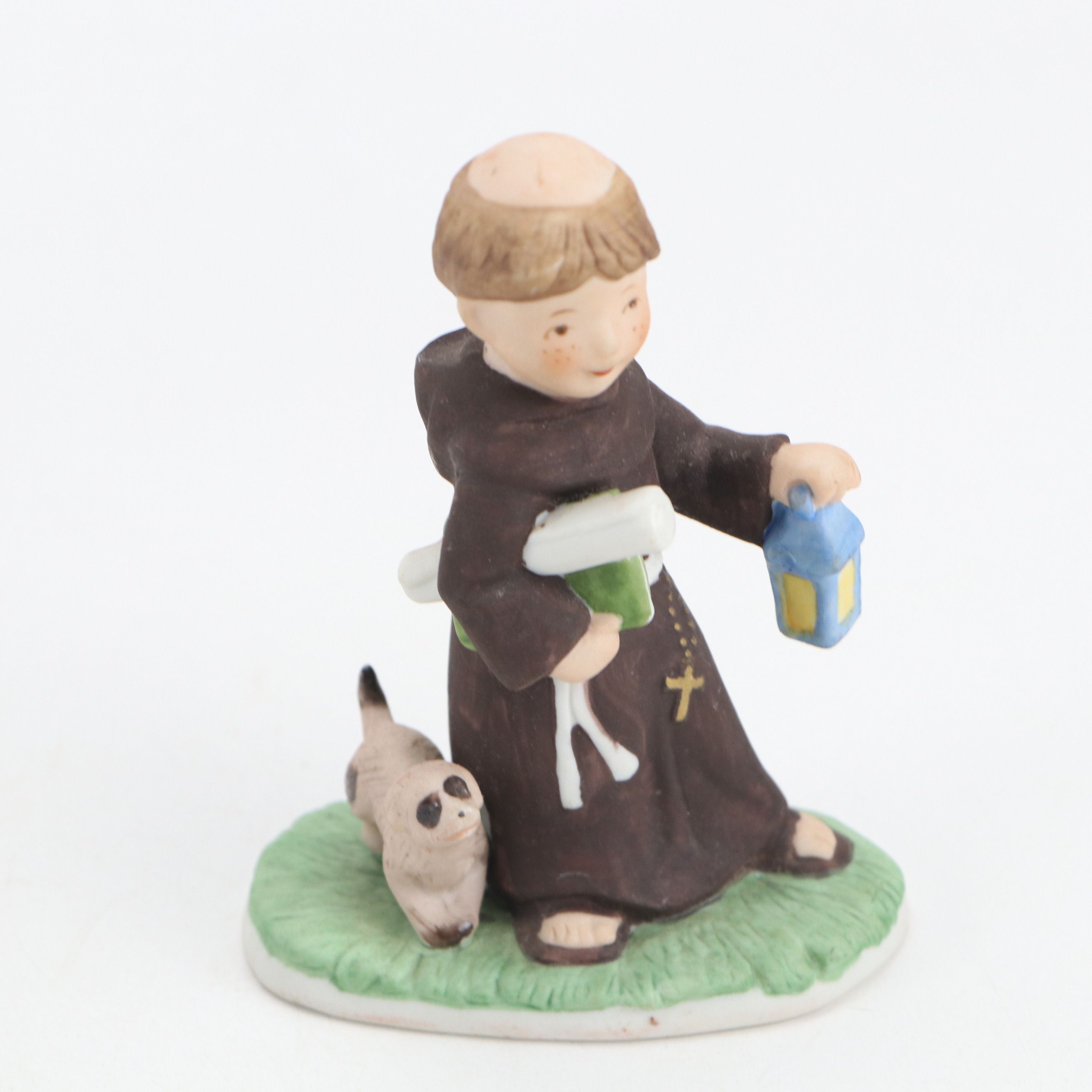 Pair of Sanmyro Porcelain Shakers with Napcoware and More Porcelain Figurines