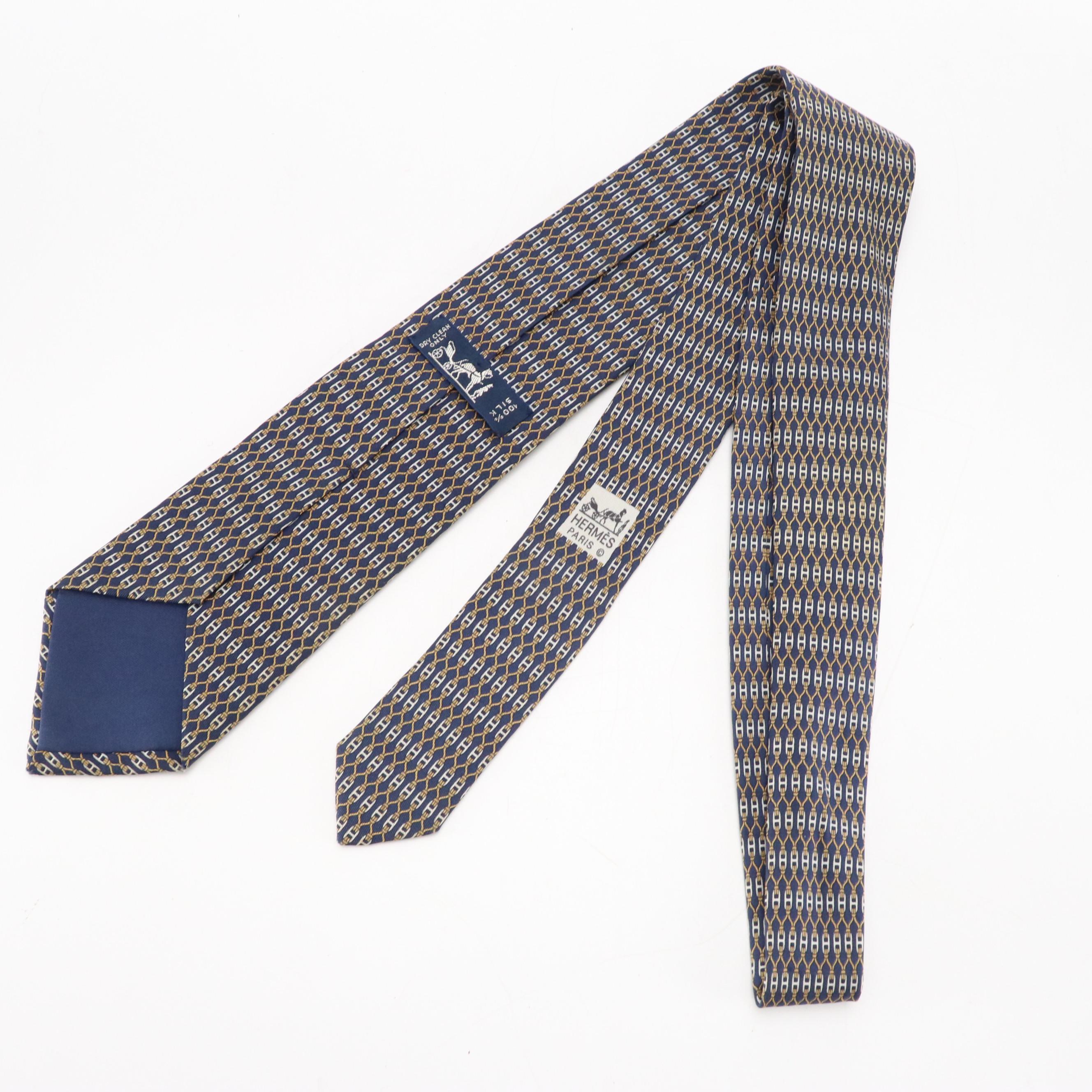 Hermès Linked H Pattern Necktie in Silk Twill with Box