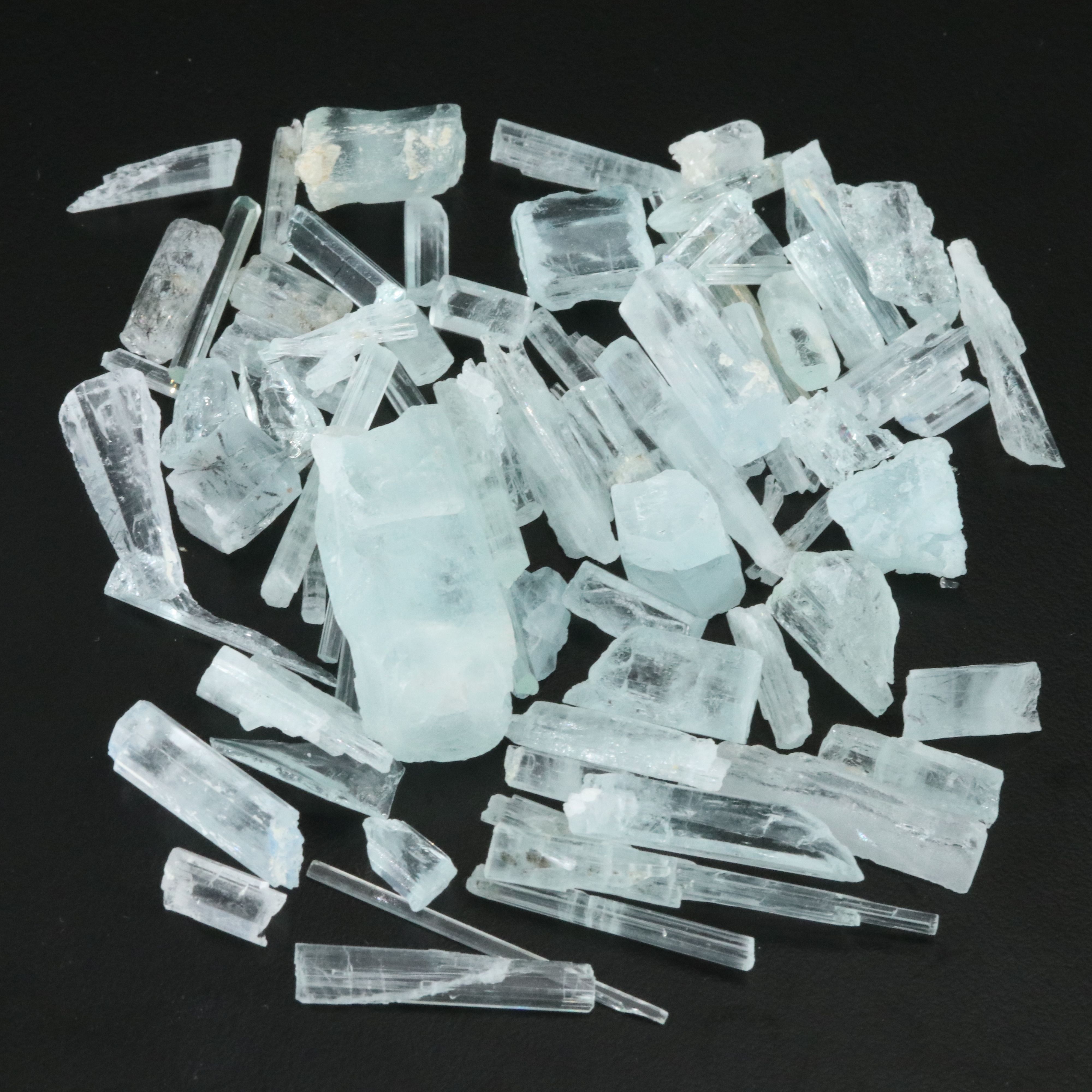 Loose 337.00 CTW Rough Aquamarines