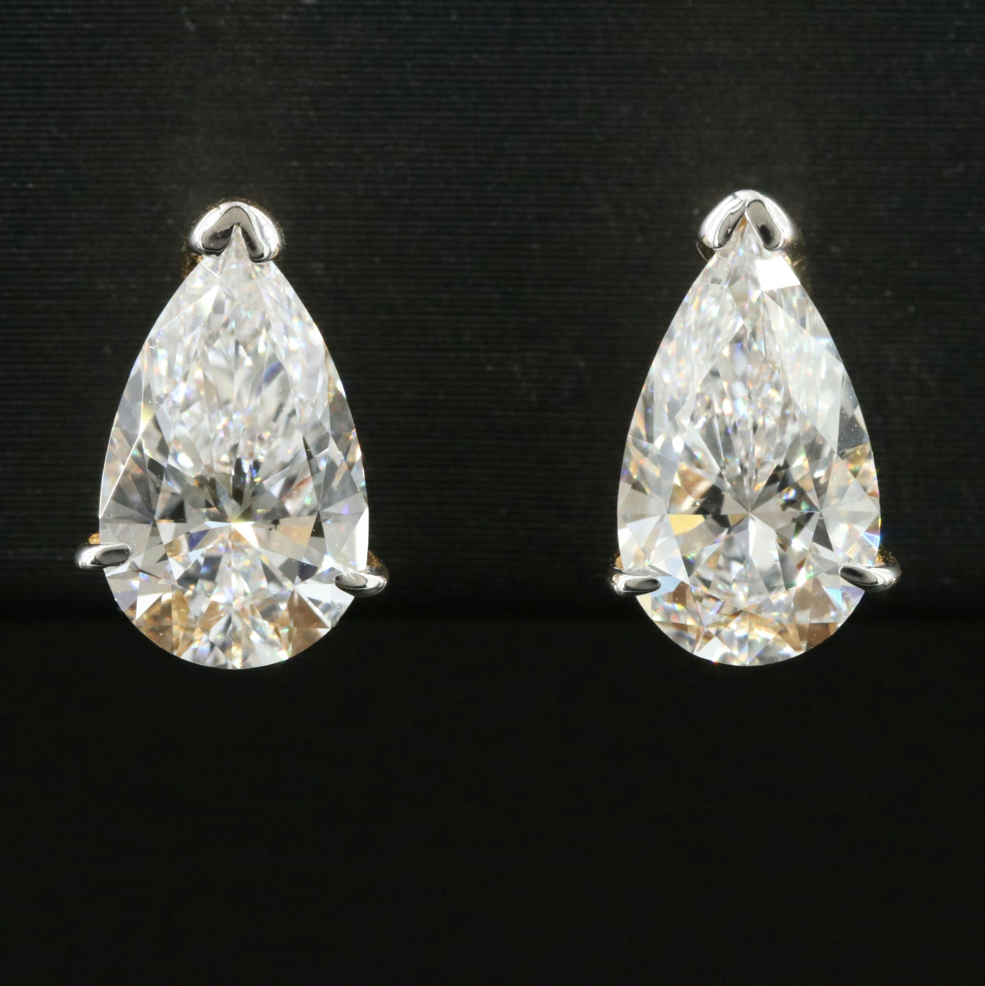 14K 2.50 CTW Lab Grown Diamond Stud Earrings with IGI Reports