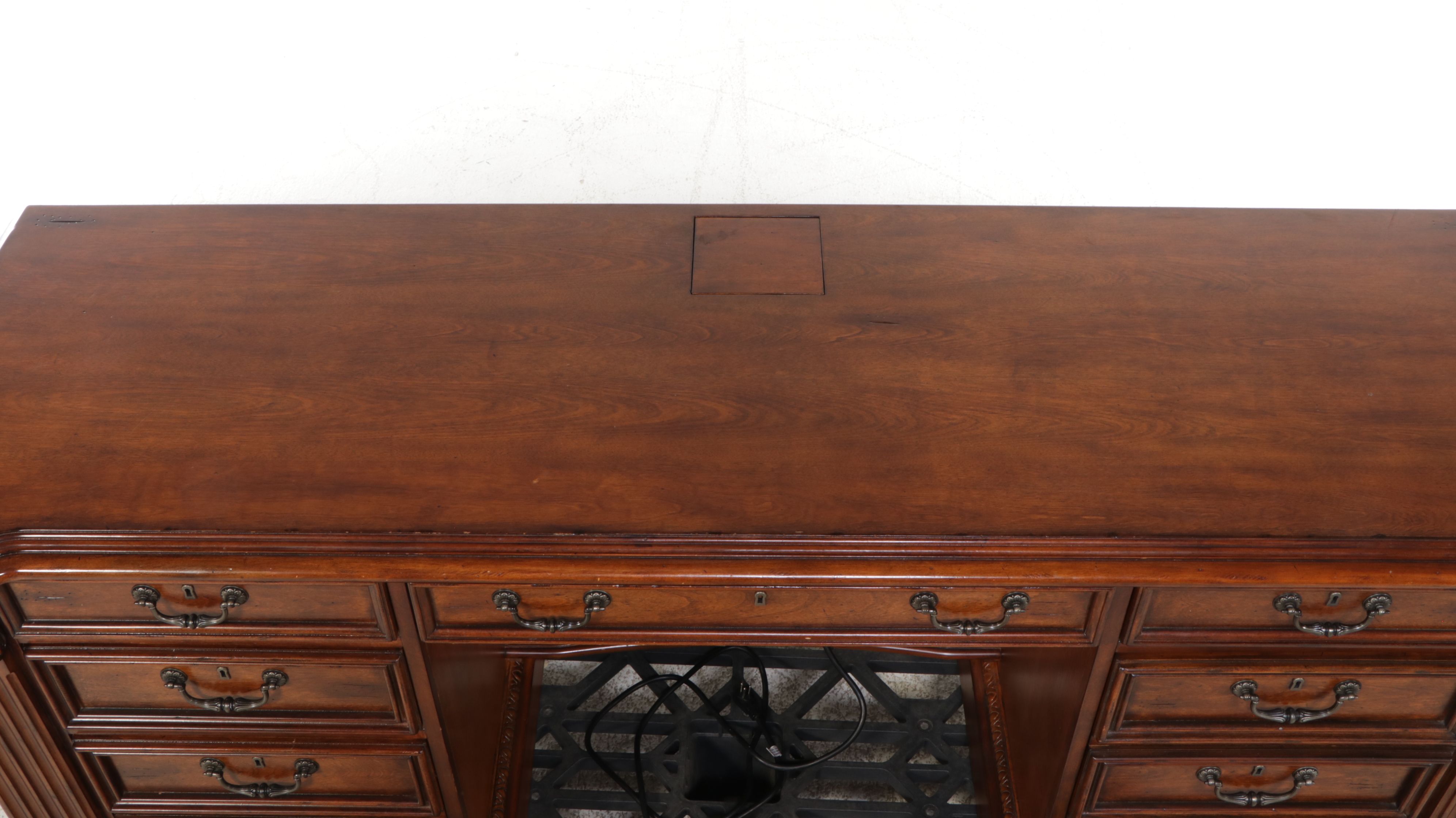 Sligh Neoclassical Style Mahogany Desk