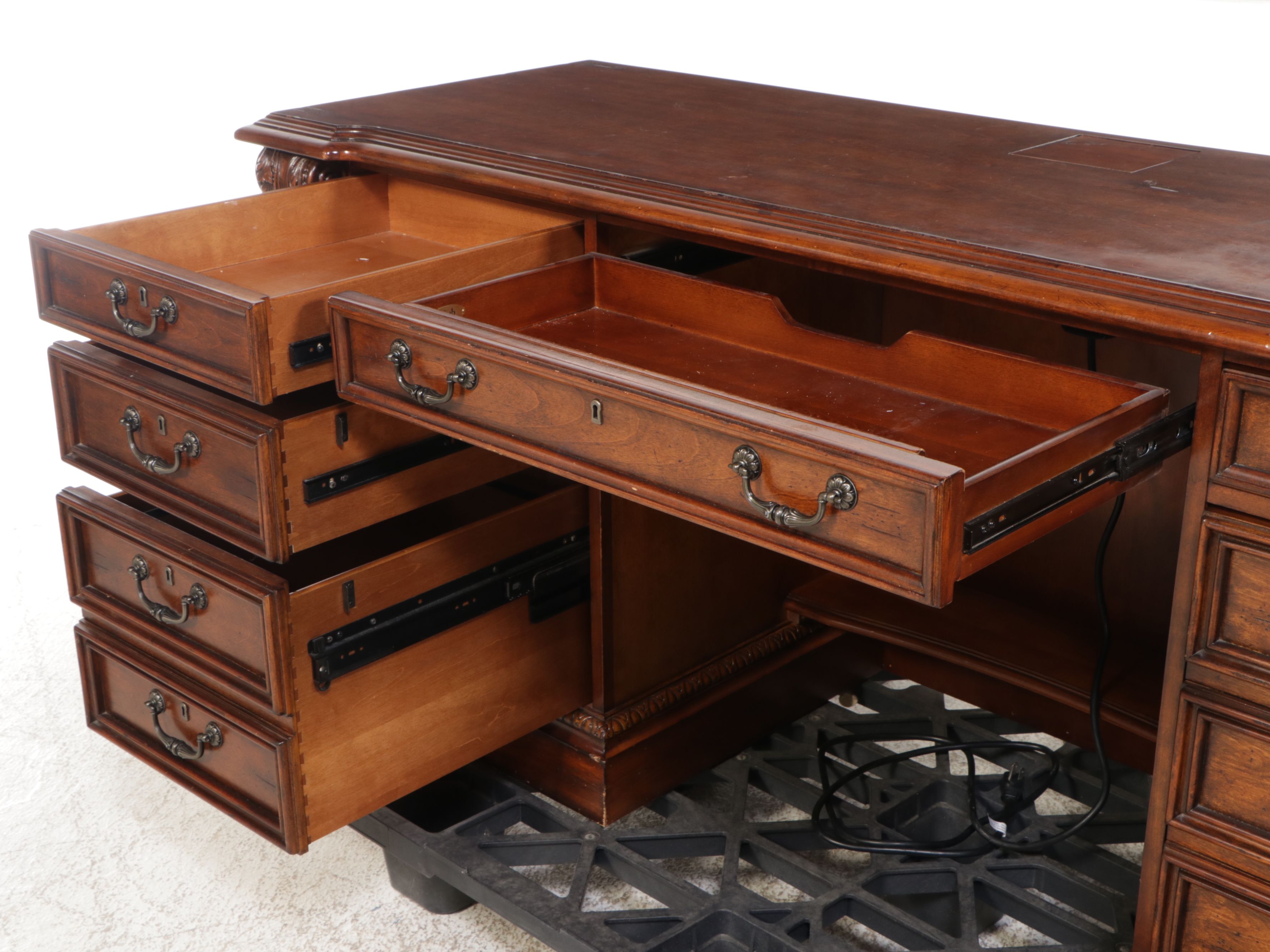 Sligh Neoclassical Style Mahogany Desk