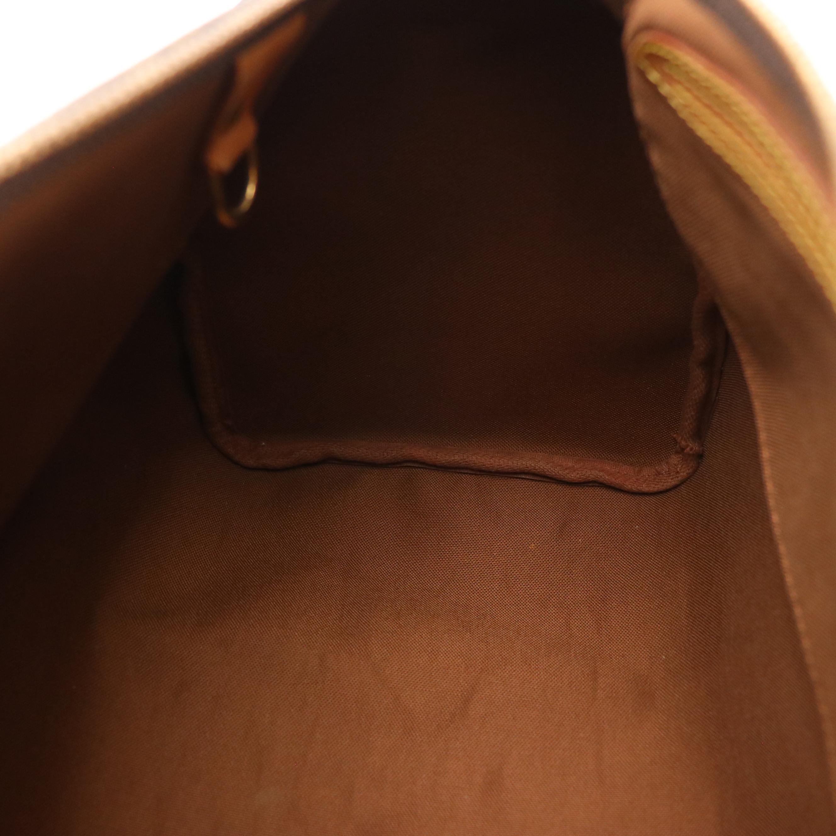 Louis Vuitton Speedy 30 Handbag in Monogram Canvas and Leather