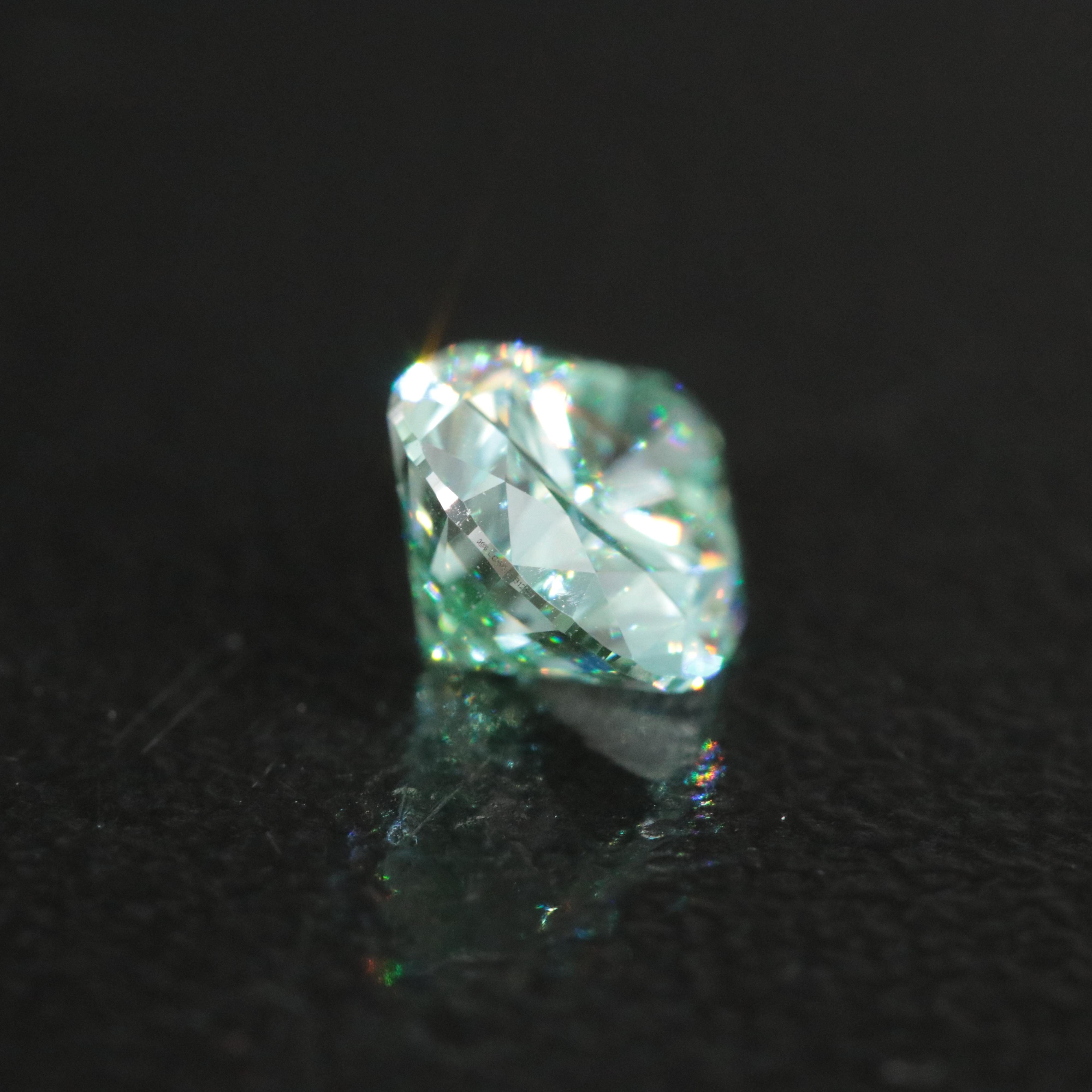Loose 1.10 CT Lab Grown Fancy Green Diamond with IGI Report
