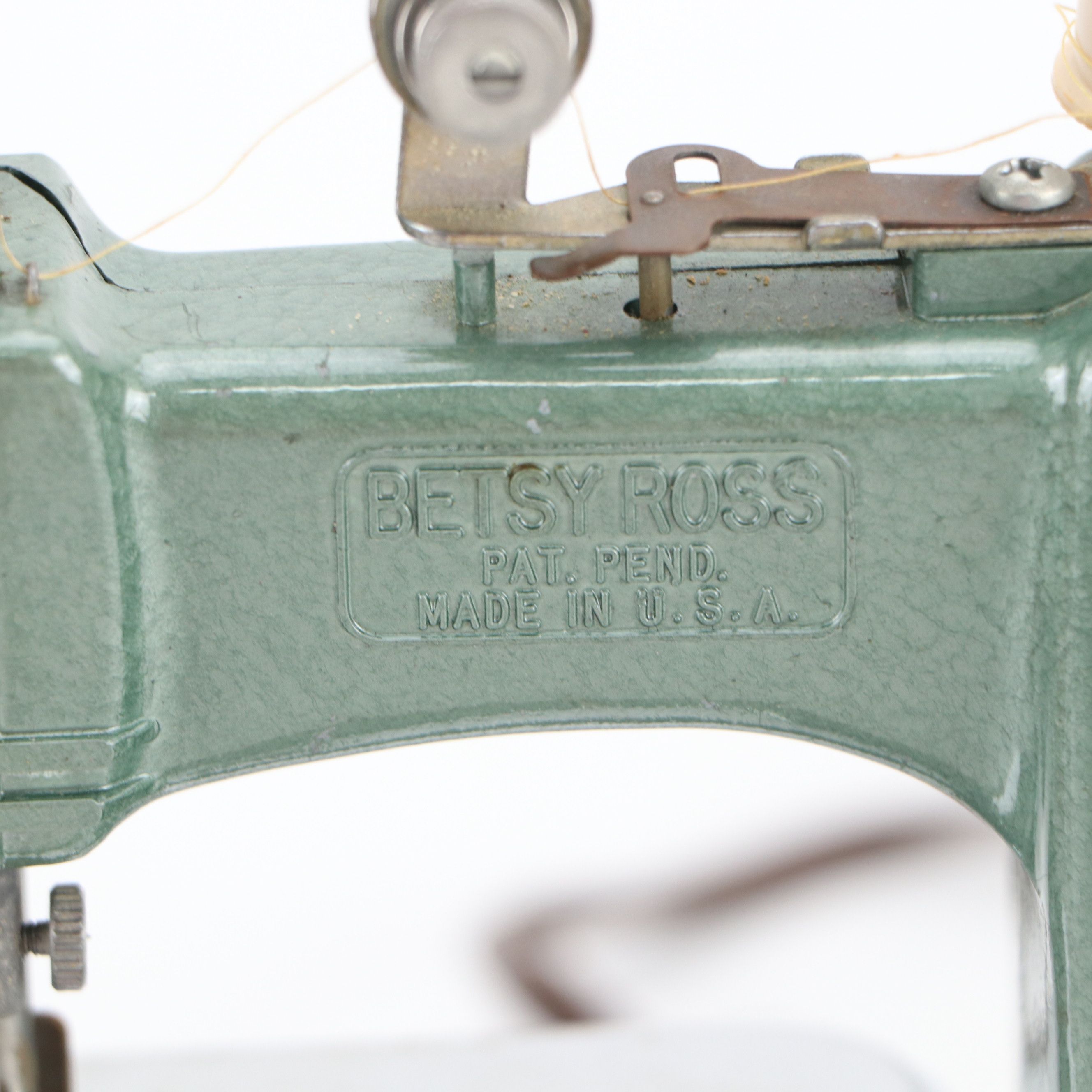 Gibraltar Betsy Ross Miniature Electric Sewing Machine with Embossed Gator Case