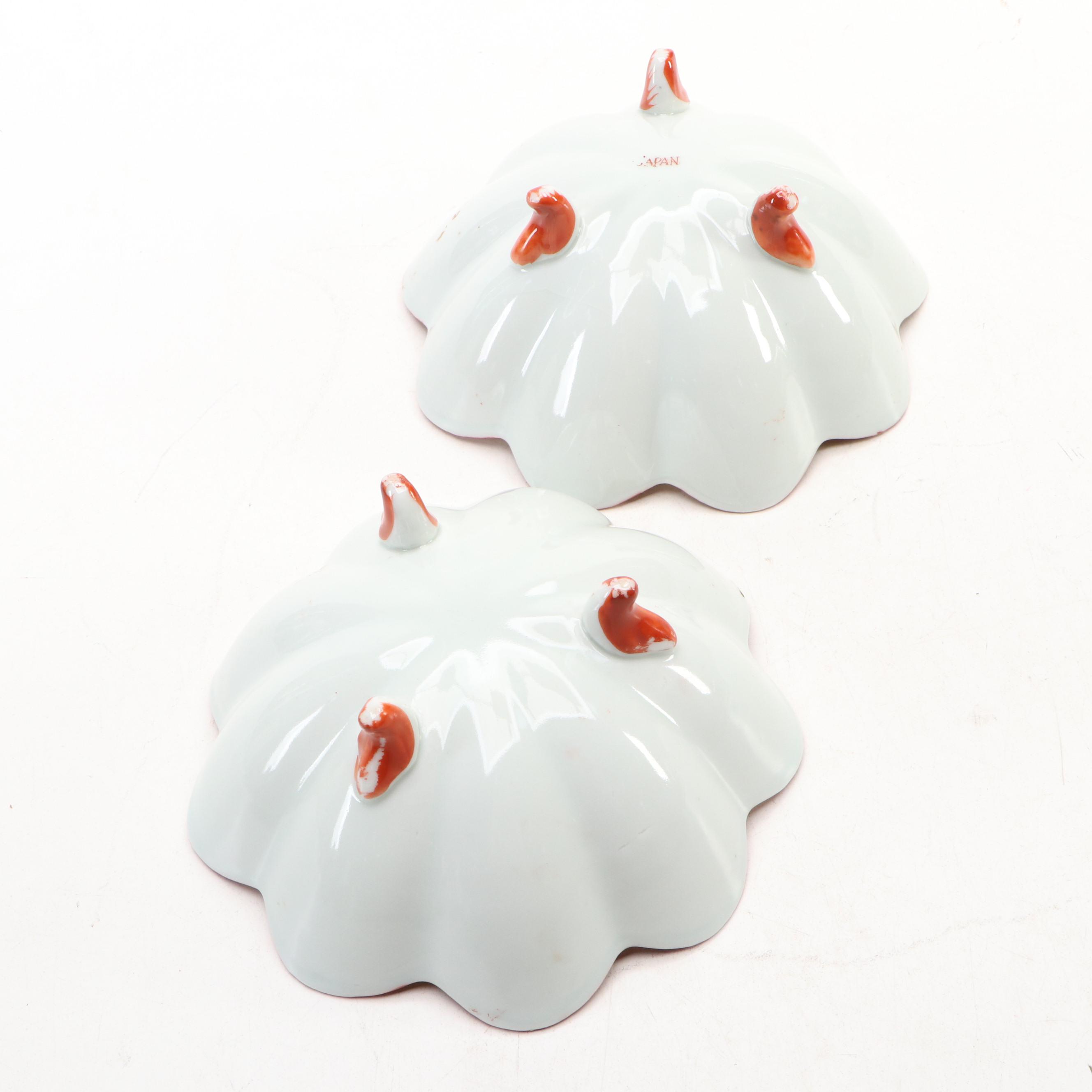 Pair of Japanese Kutani Porcelain Courtesan Footed Bowls, Early to Mid-20th C.