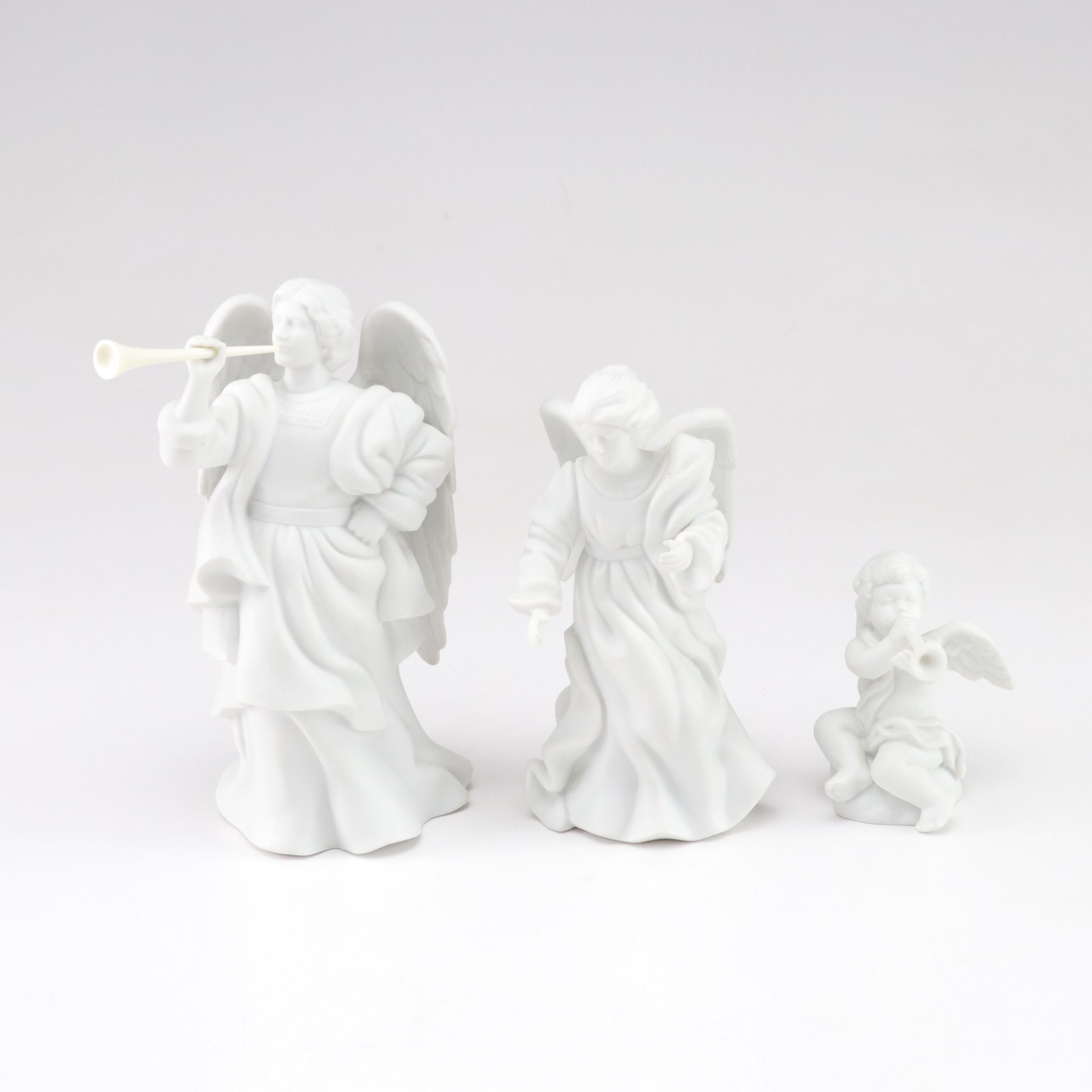 Lenox "The Angel of Peace" Figurine with Avon Nativity Angels