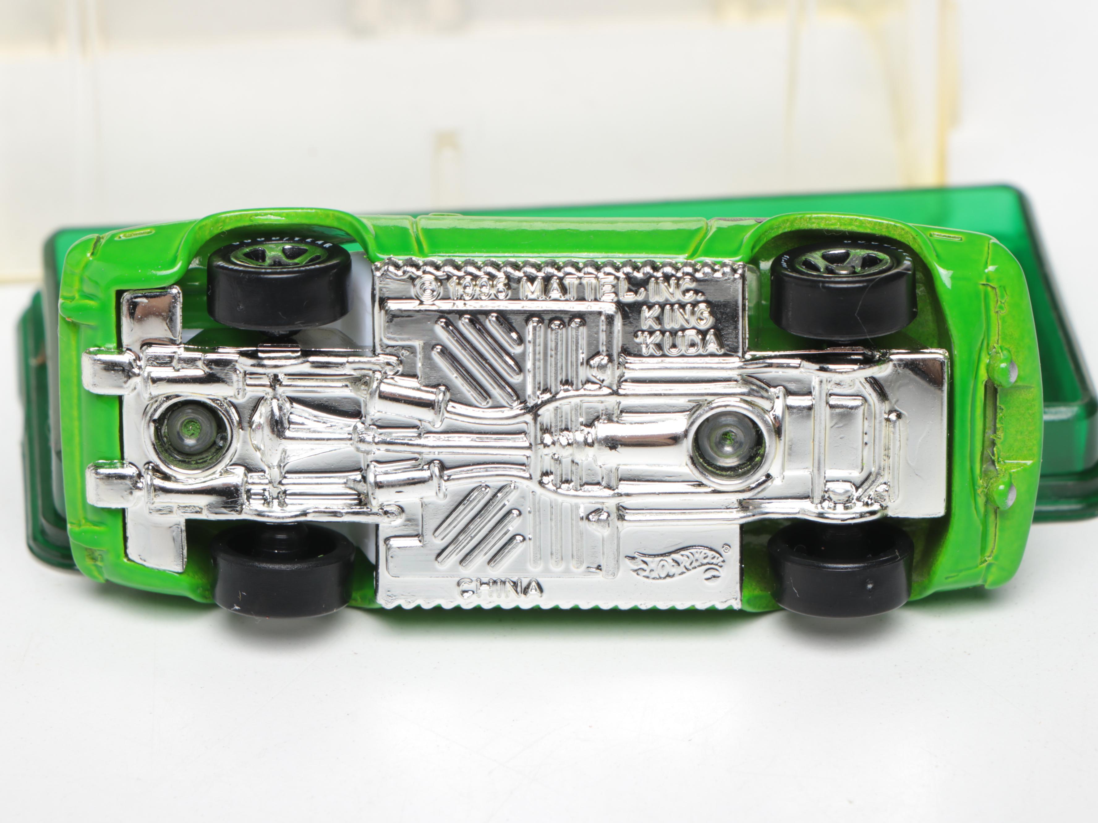 Hot Wheels "Corvette Stingray," Tomica "1956 Mercedes Benz 300SL" and More Cars