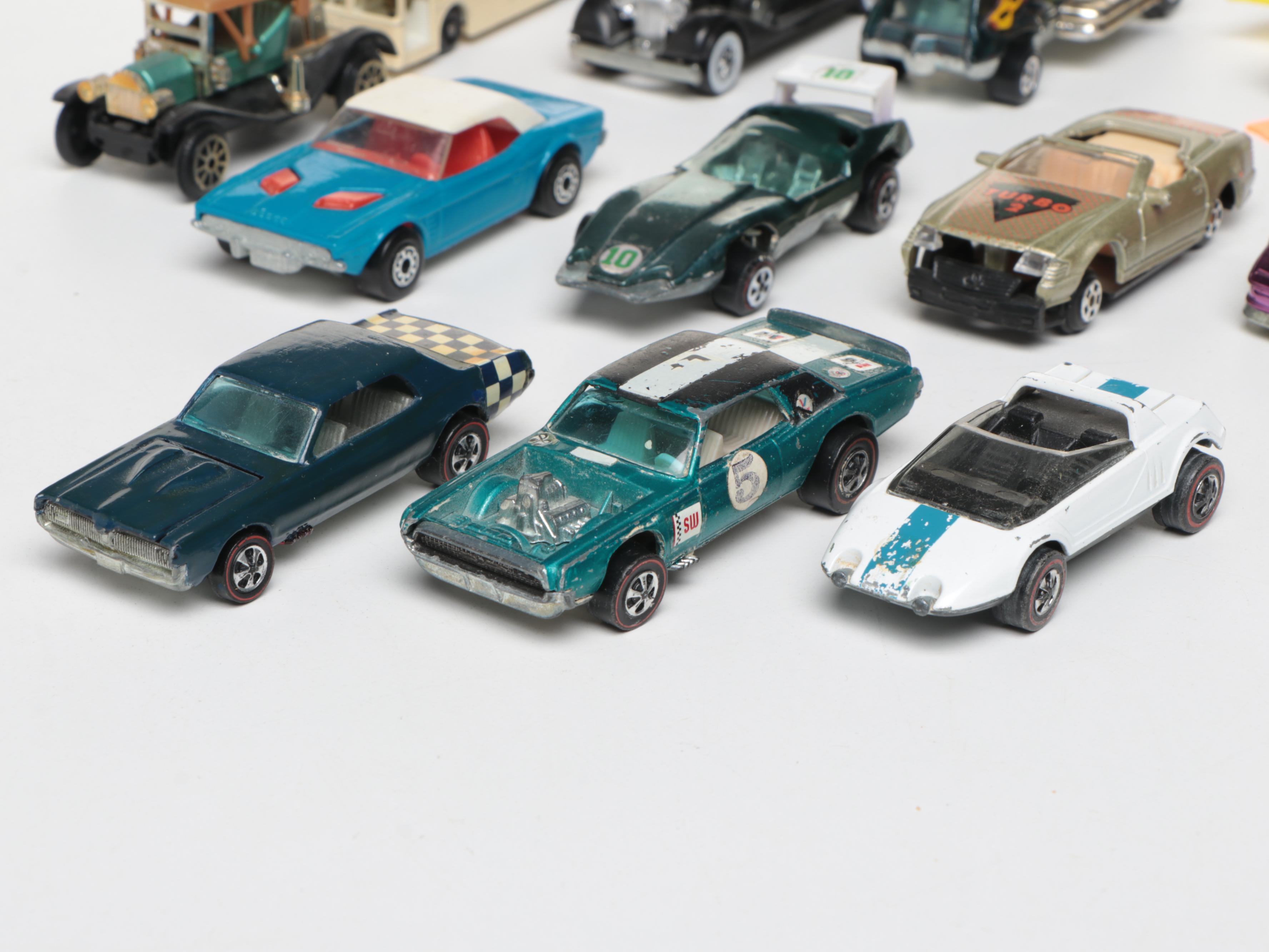 Hot Wheels "Corvette Stingray," Tomica "1956 Mercedes Benz 300SL" and More Cars