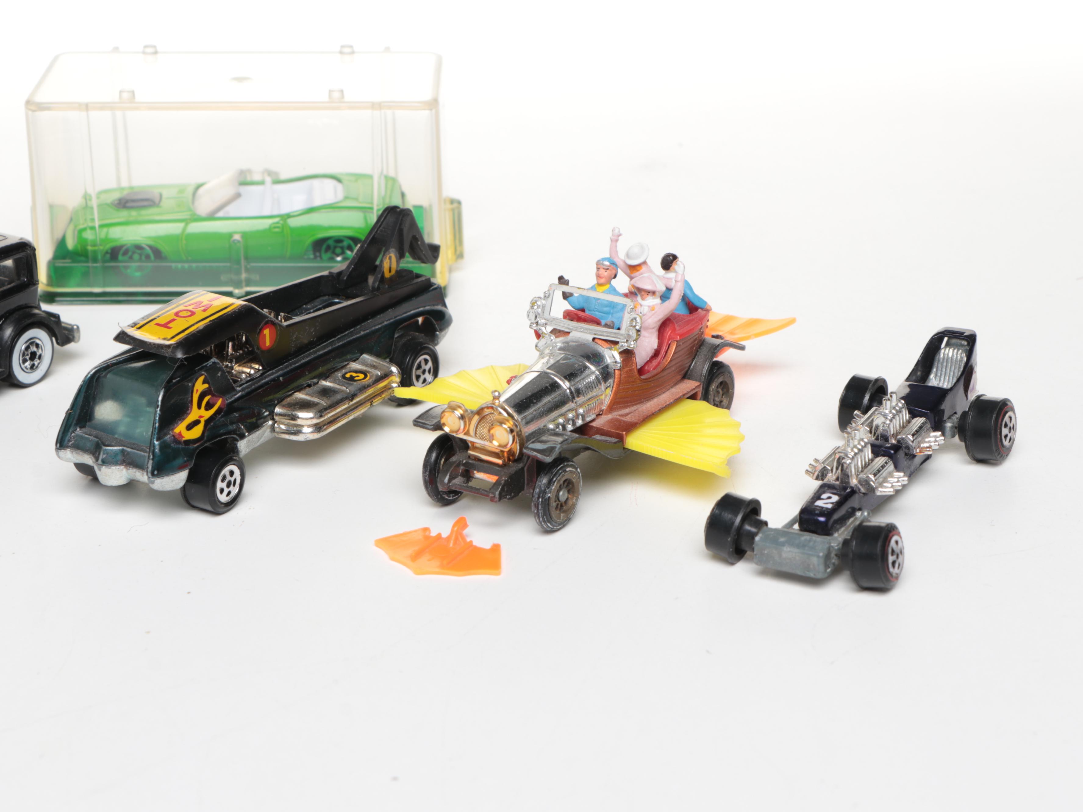 Hot Wheels "Corvette Stingray," Tomica "1956 Mercedes Benz 300SL" and More Cars
