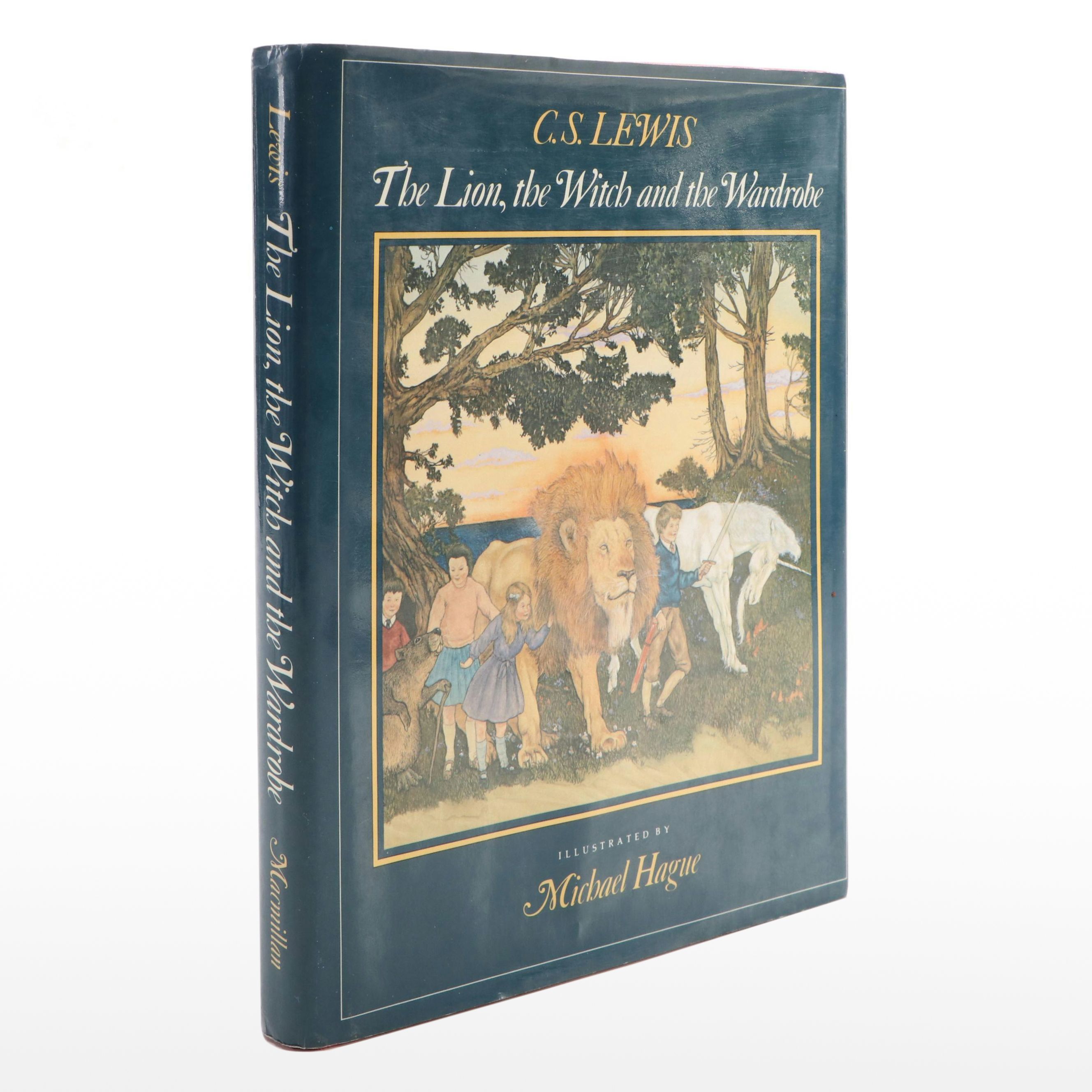 First Illustrated Deluxe Edition "The Lion, the Witch and the Wardrobe" by Lewis