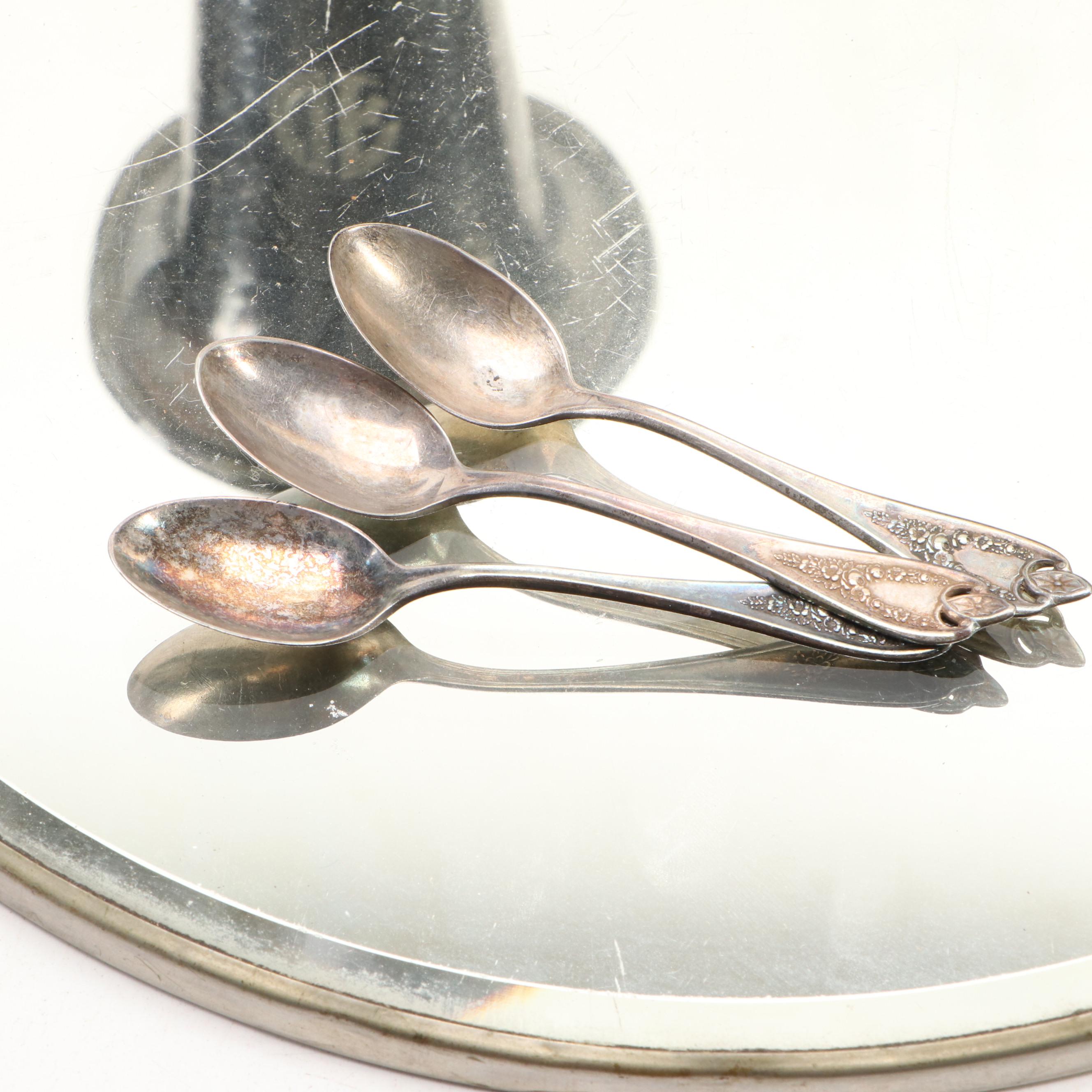 Art Nouveau Style Trumpet Vase with Mirrored Plateau and Other Decor