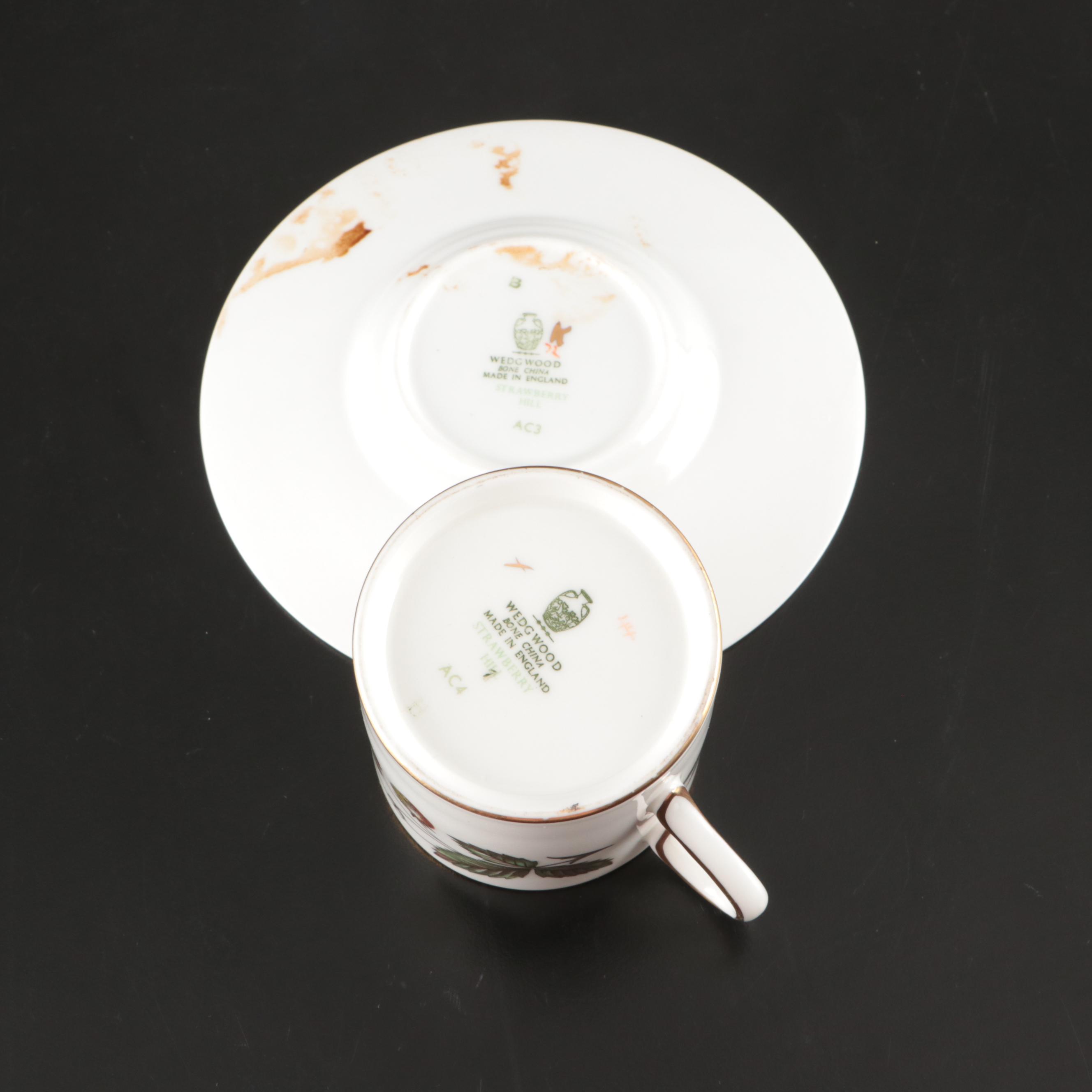 Wedgwood "Strawberry Hill" Ceramic Dinnerware, Mid to Late 20th Century