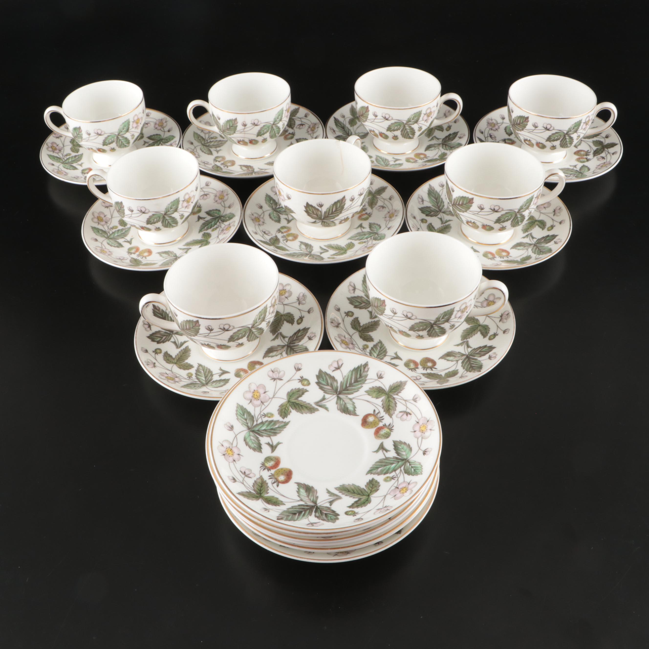 Wedgwood "Strawberry Hill" Ceramic Dinnerware, Mid to Late 20th Century
