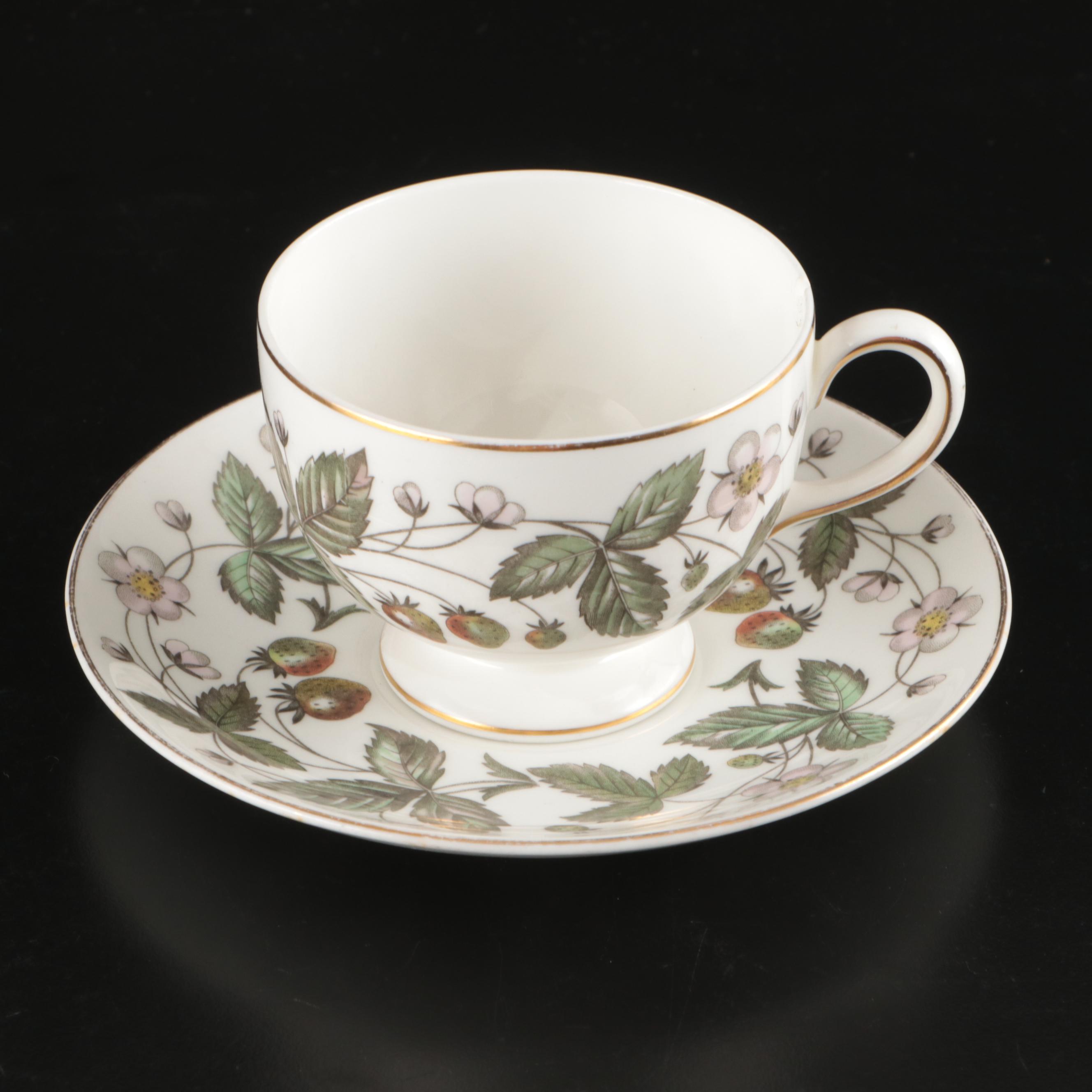 Wedgwood "Strawberry Hill" Ceramic Dinnerware, Mid to Late 20th Century