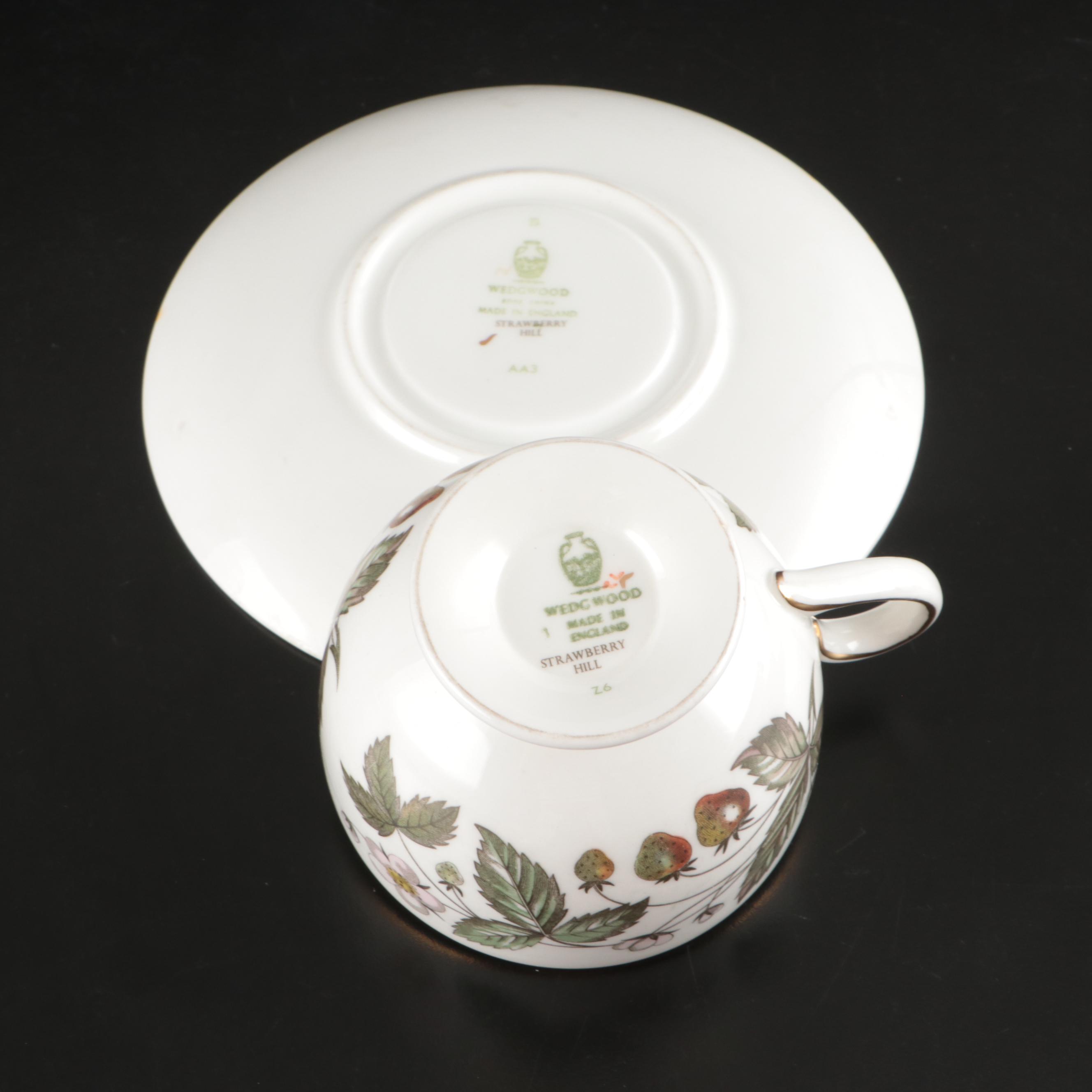 Wedgwood "Strawberry Hill" Ceramic Dinnerware, Mid to Late 20th Century