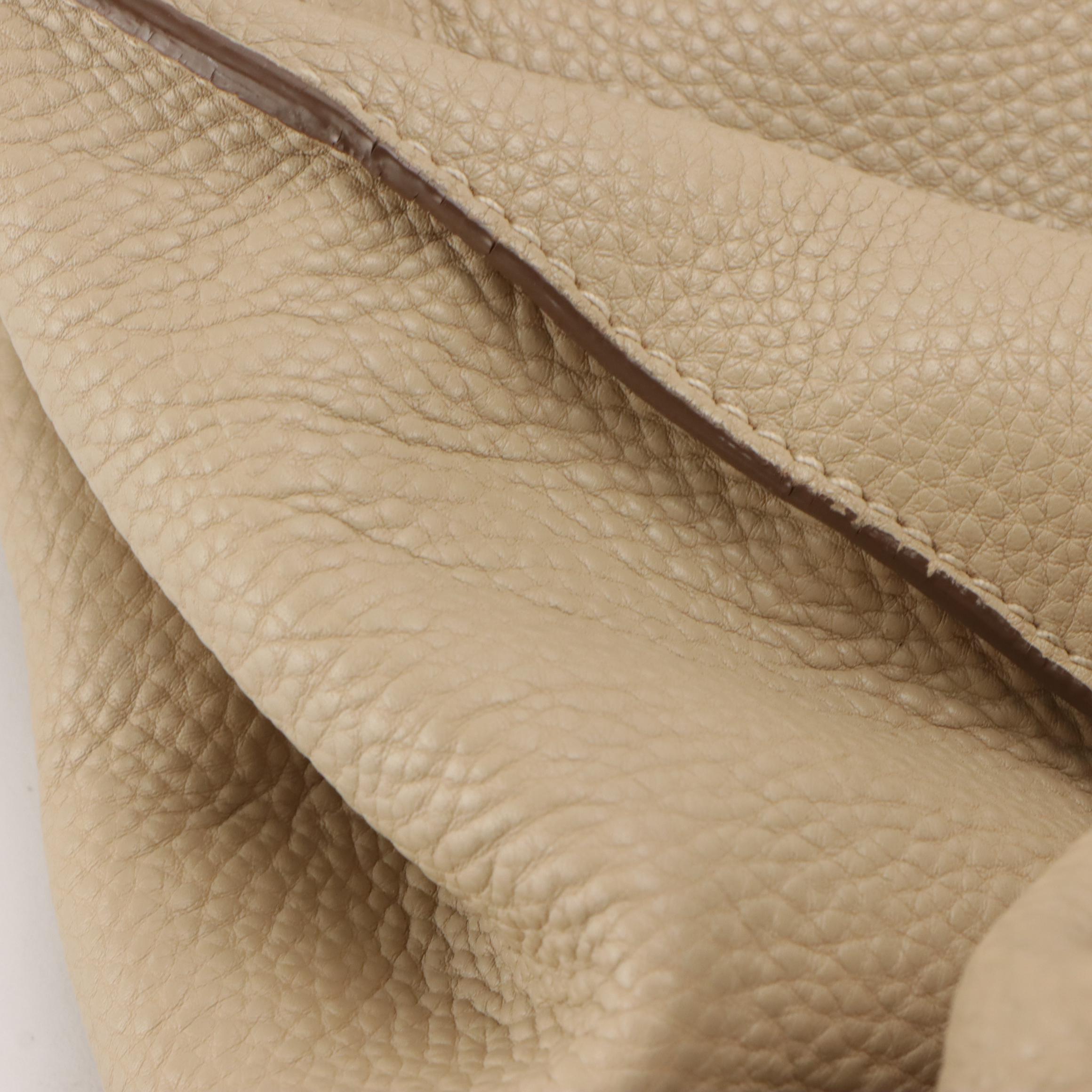 Prada Large Two-Way Shopping Tote Bag in Beige Vitello Daino Leather