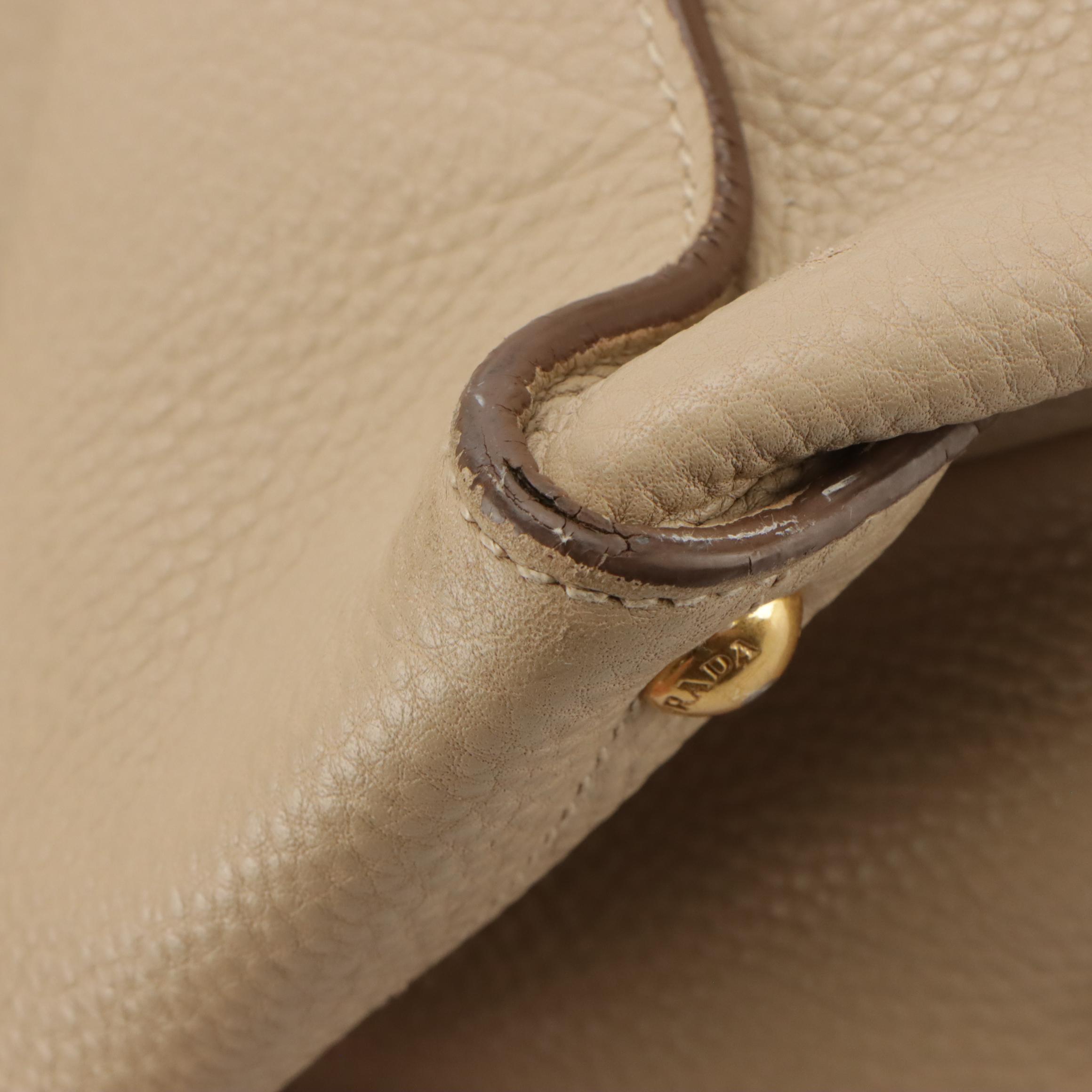 Prada Large Two-Way Shopping Tote Bag in Beige Vitello Daino Leather