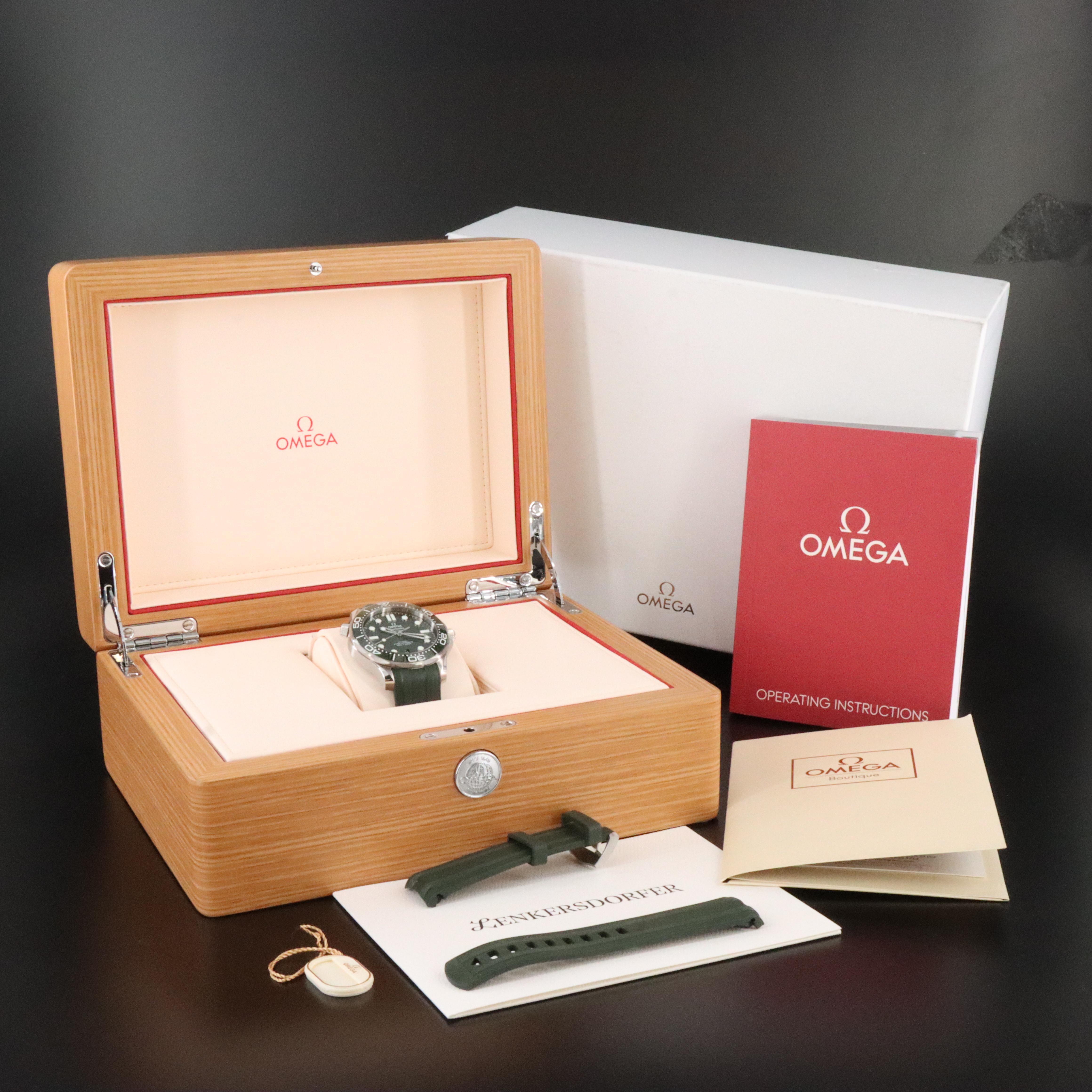 Omega Seamaster Diver 300m Green 42mm Steel Automatic Watch 210.32.42.20.10.001