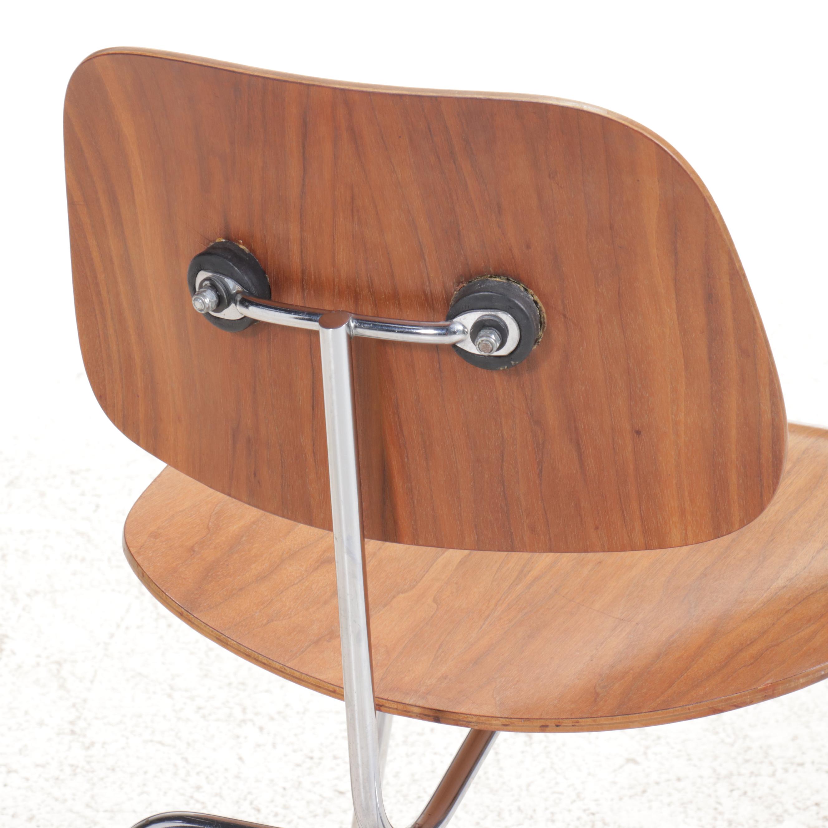 Herman Miller DCM Dining Chair Manner of Charles and Ray Eames