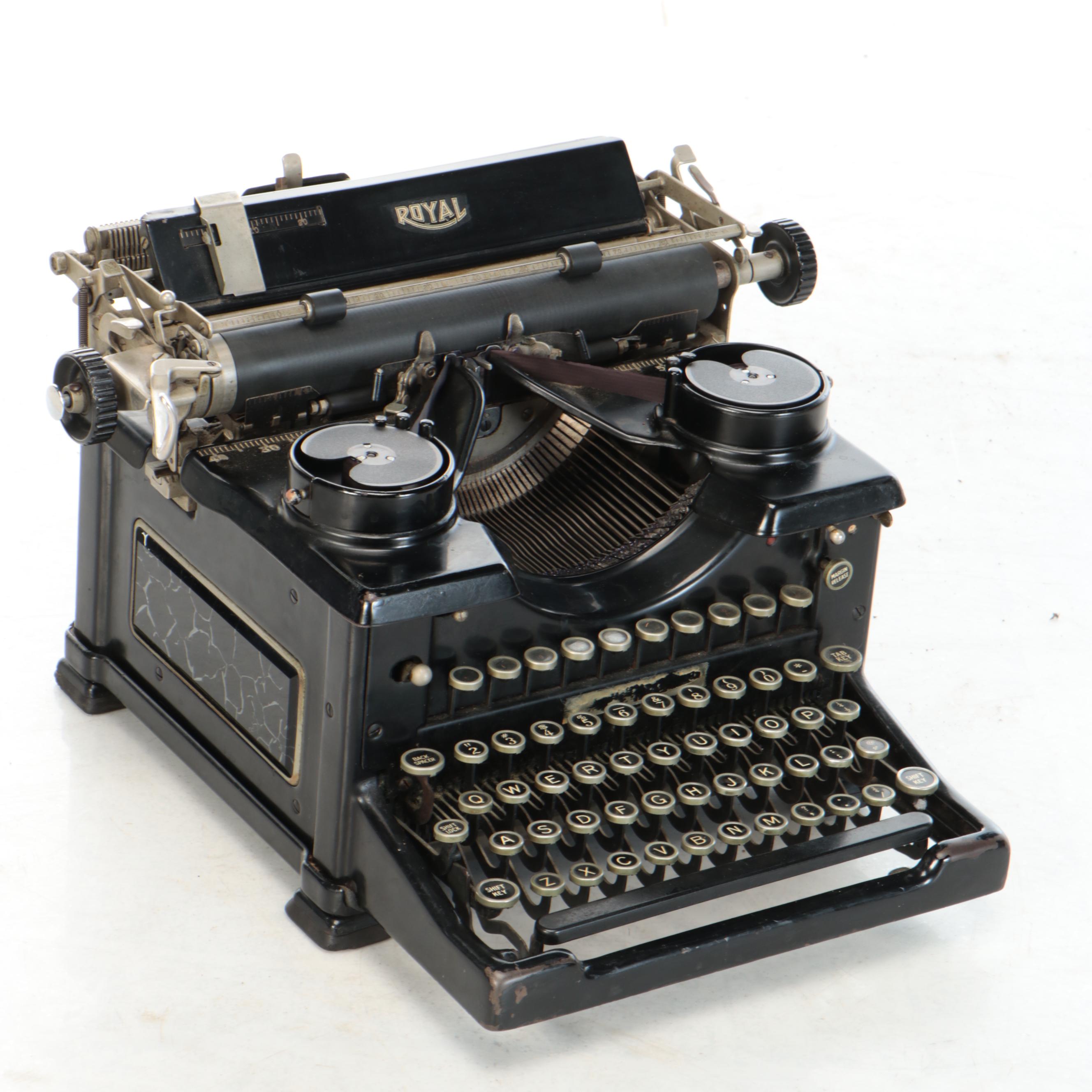 Royal Manual Typewriter, Early to Mid-20th Century