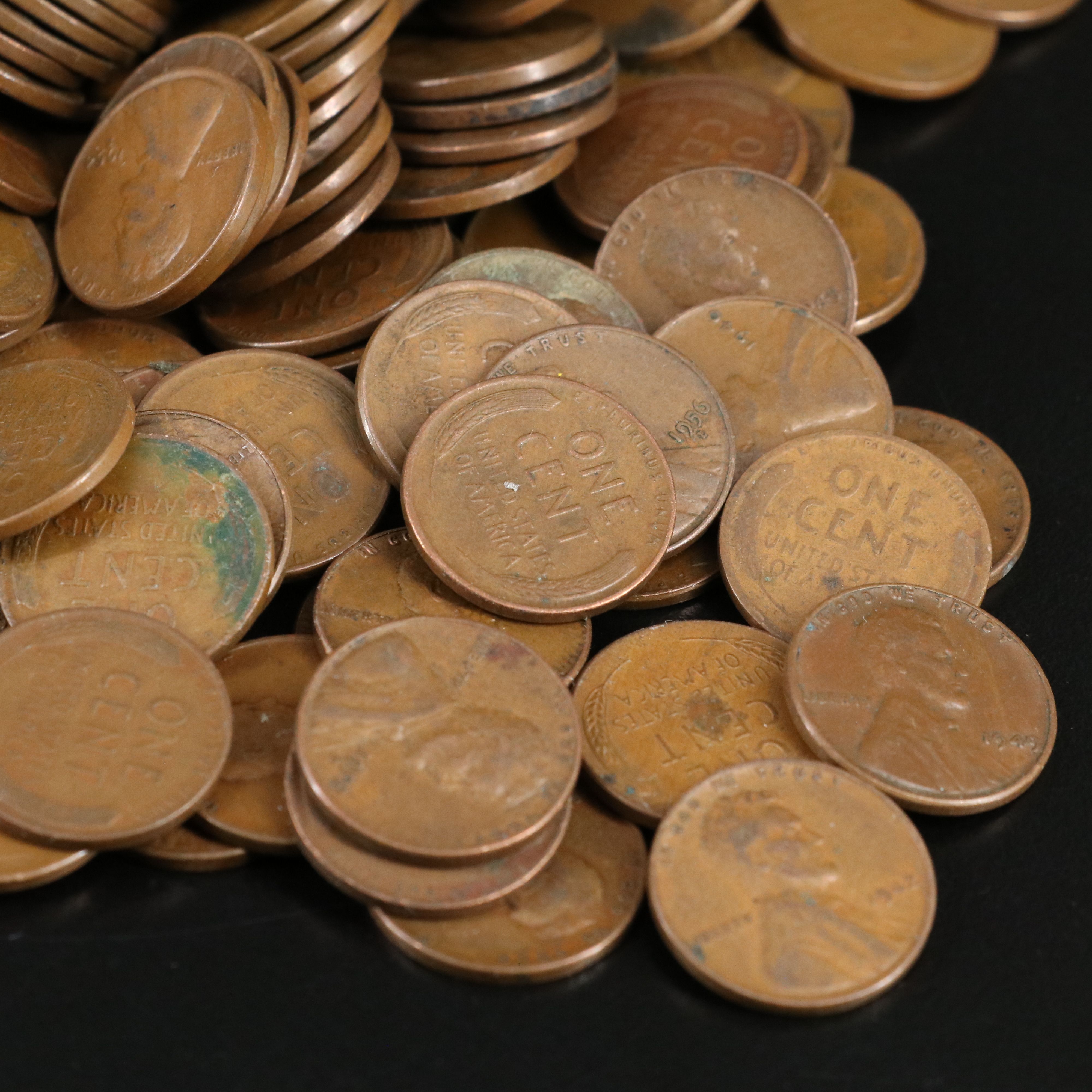 Collection of One Thousand Wheat Cents Including (50) 1943 WW2 Steel Cents