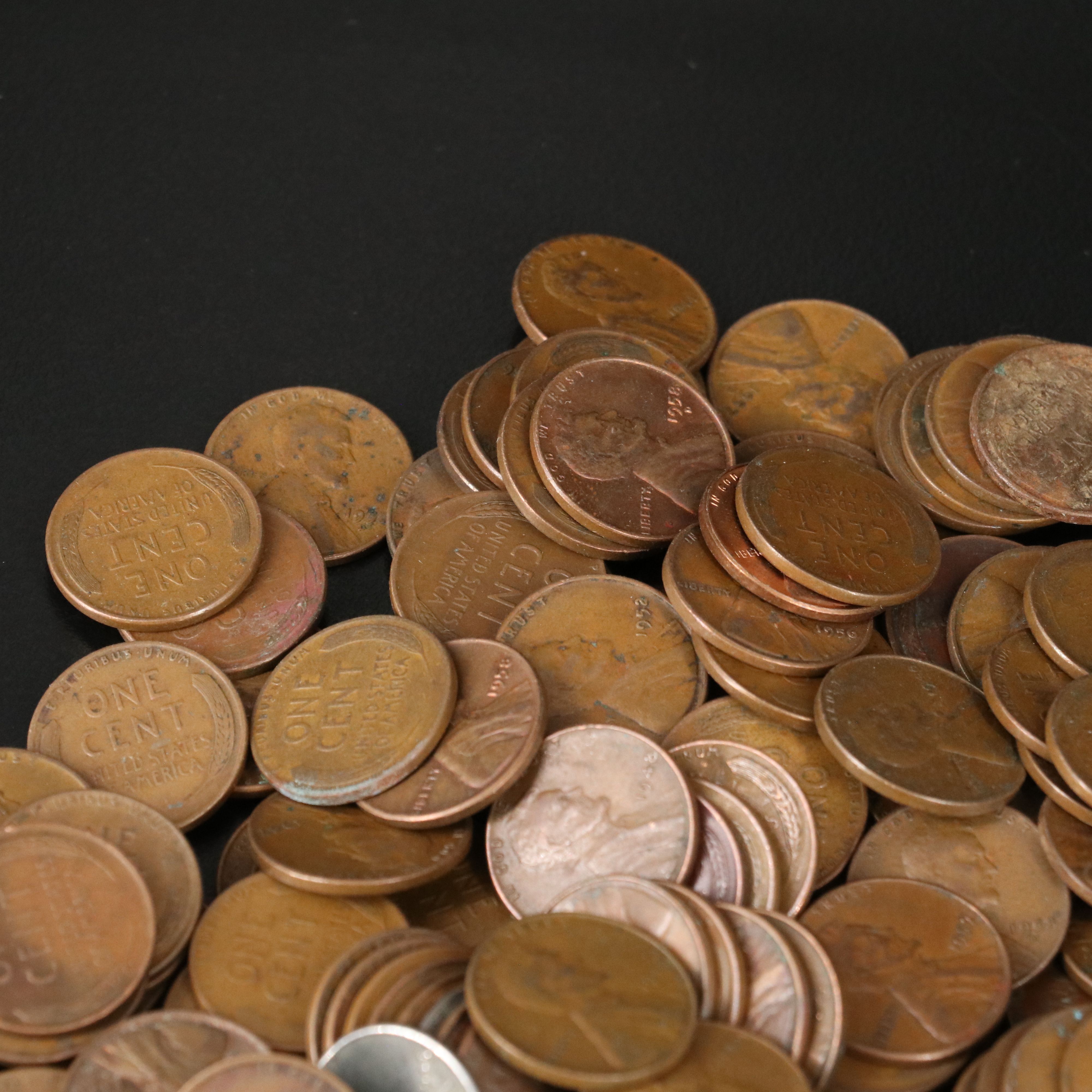 Collection of One Thousand Wheat Cents Including (50) 1943 WW2 Steel Cents