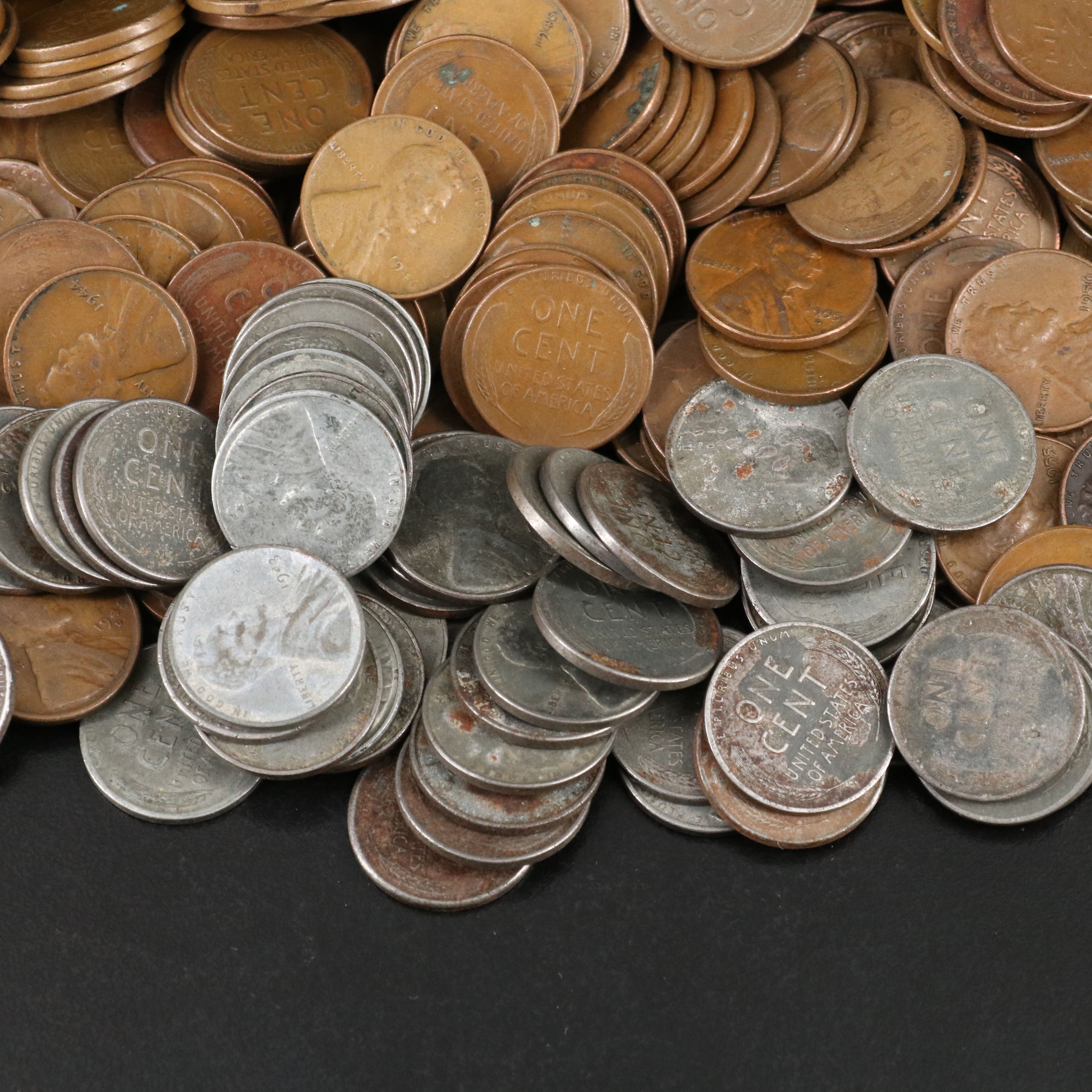 Collection of One Thousand Wheat Cents Including (50) 1943 WW2 Steel Cents