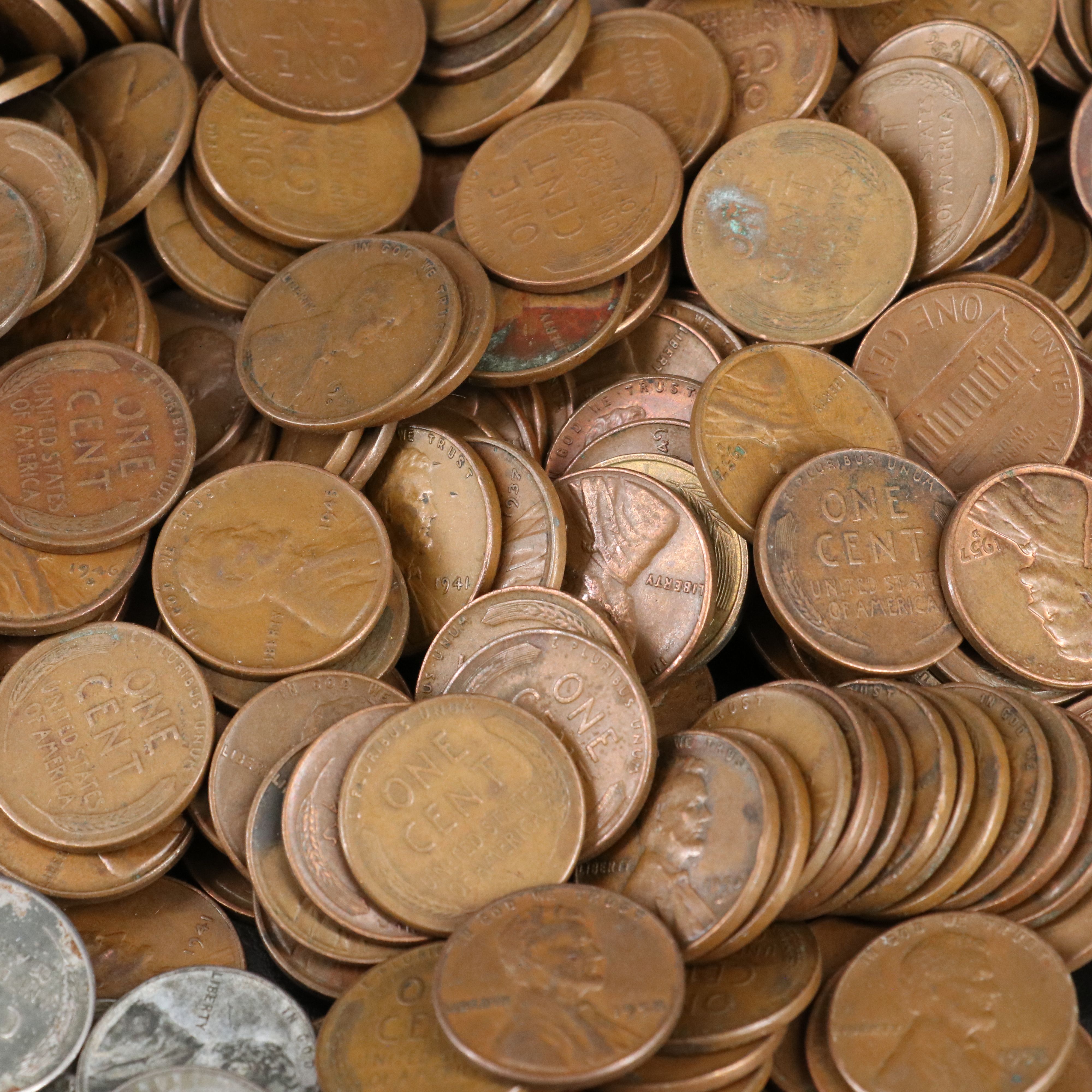 Collection of One Thousand Wheat Cents Including (50) 1943 WW2 Steel Cents