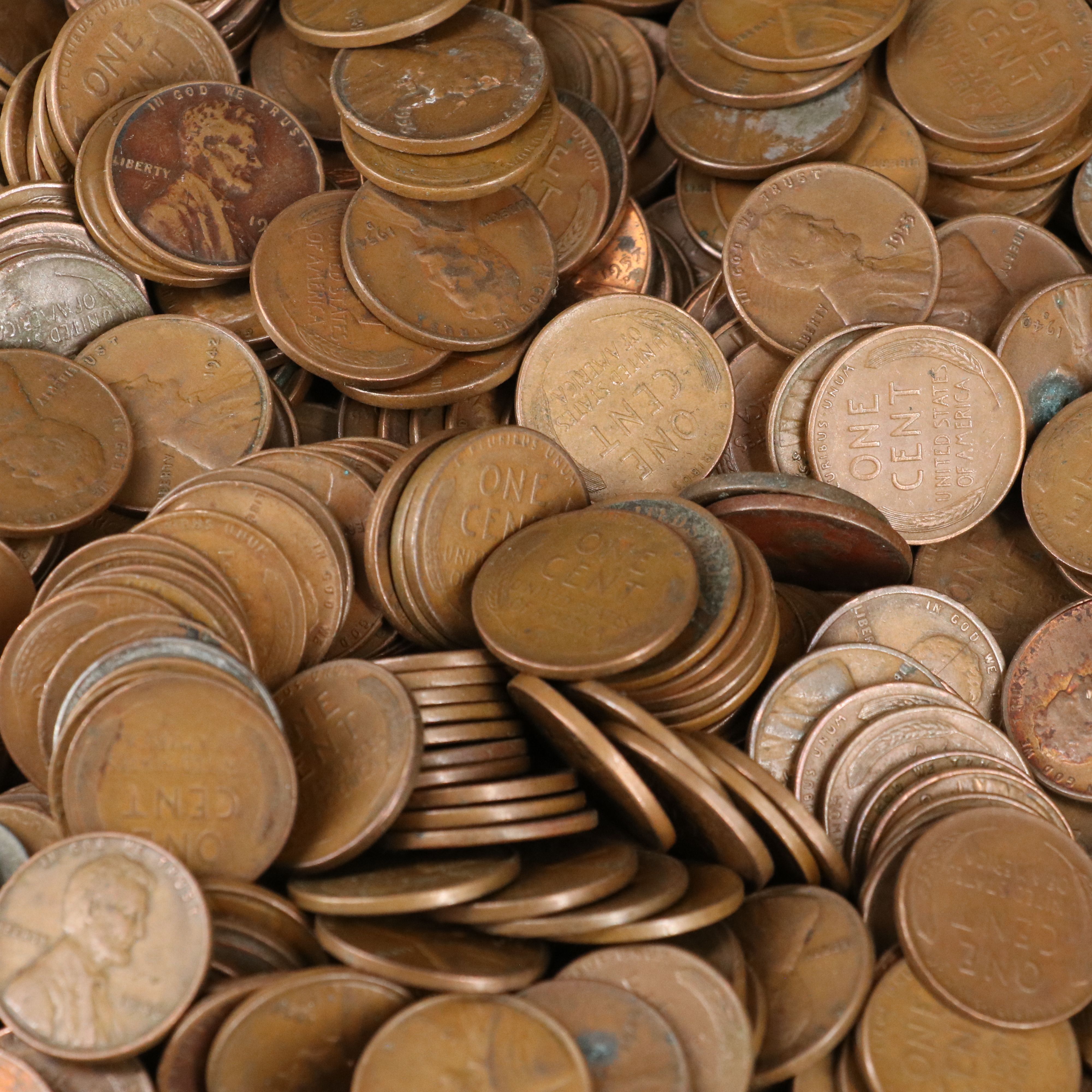 Collection of One Thousand Wheat Cents Including (50) 1943 WW2 Steel Cents