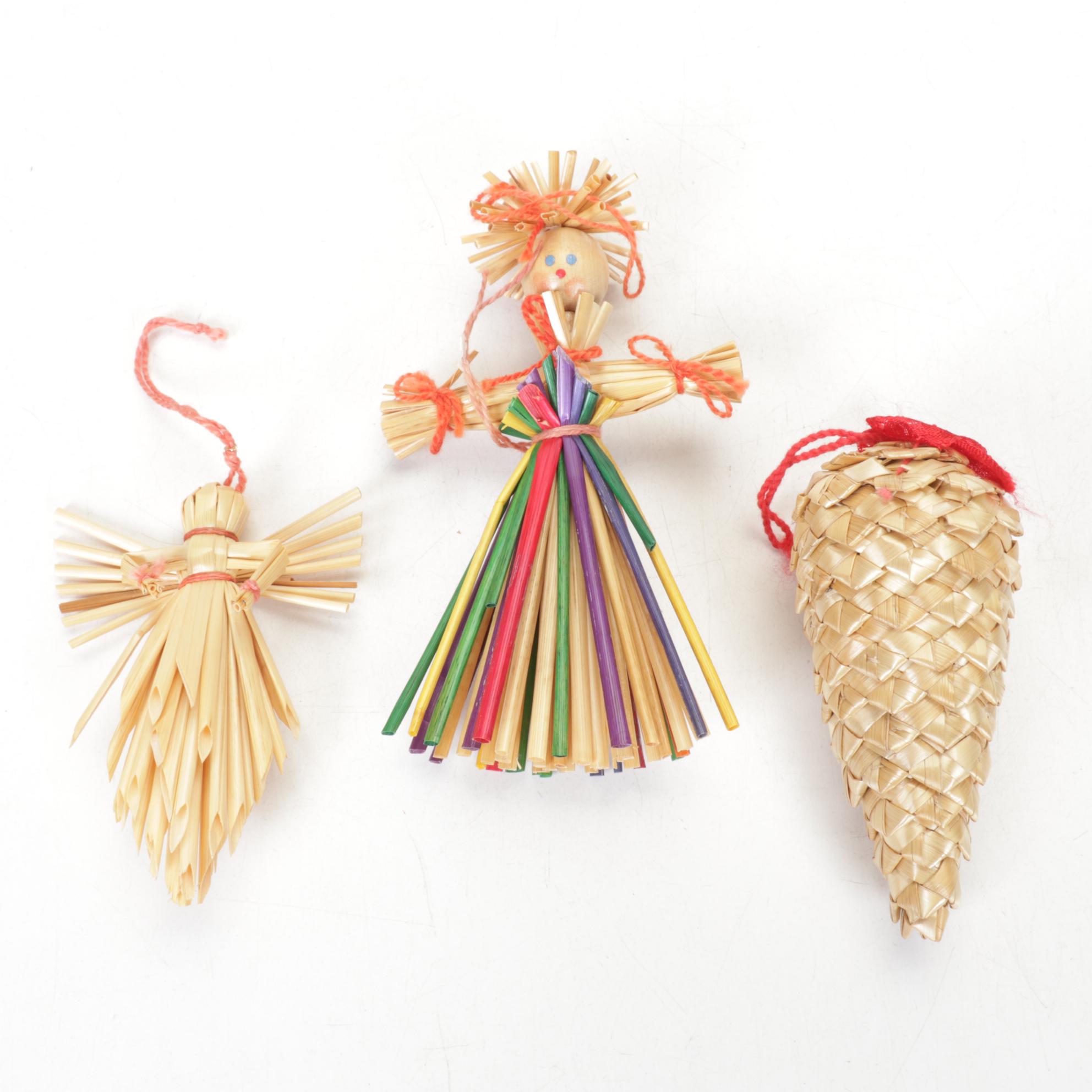 Handmade Polish Straw Ornaments and Small Woven Baskets