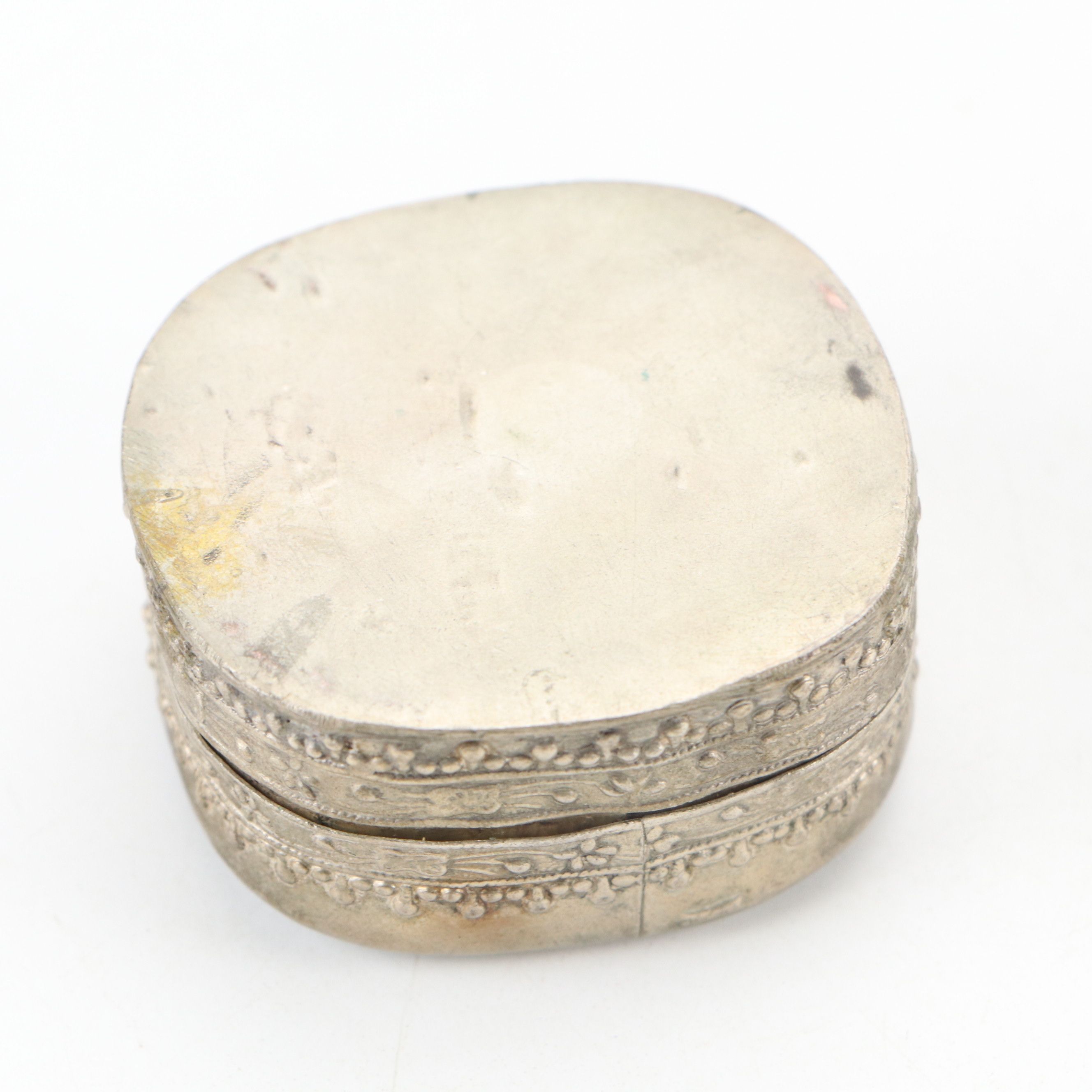 Chinese Blue and White Porcelain Shard Box