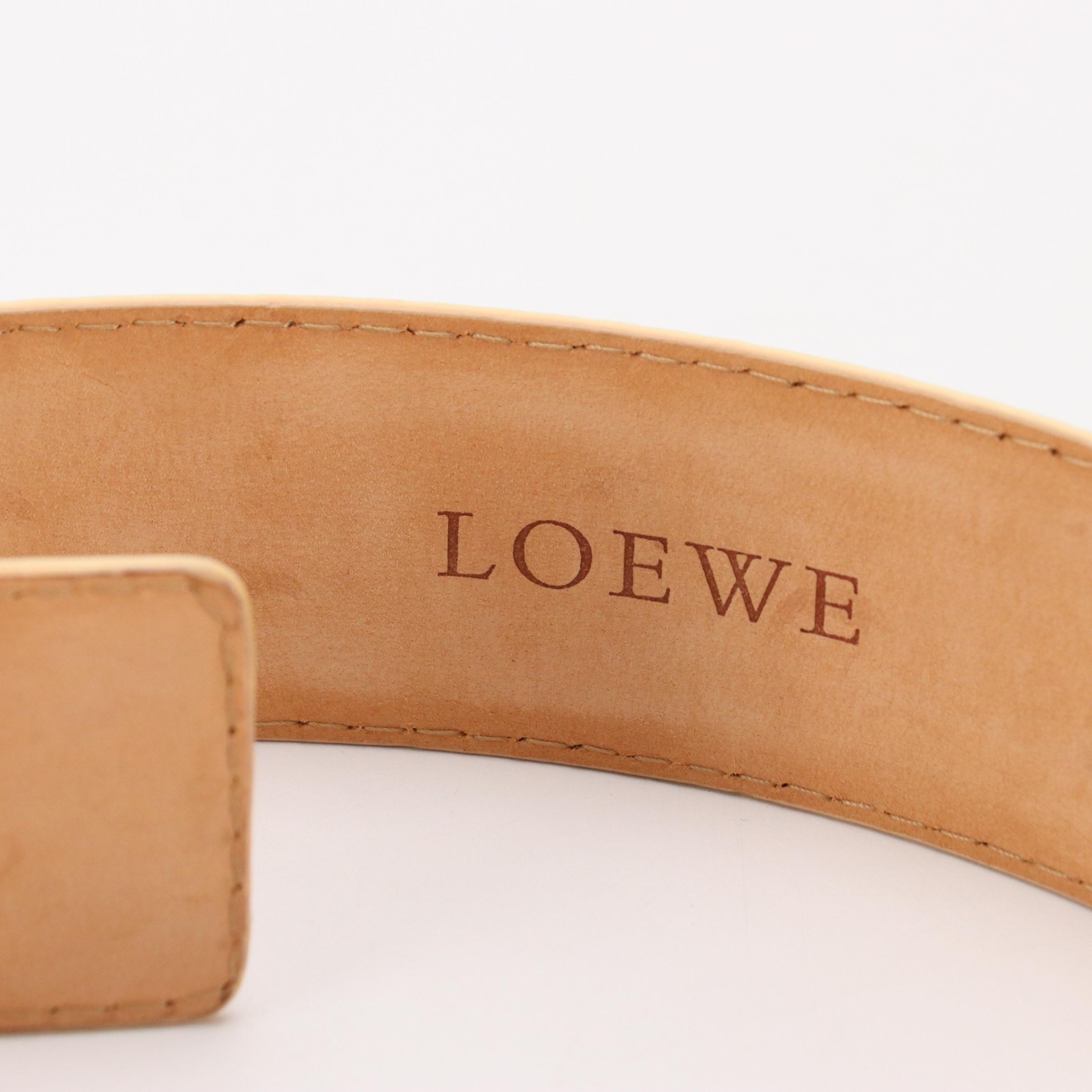 Loewe Anagram Buckle Belt in White Leather
