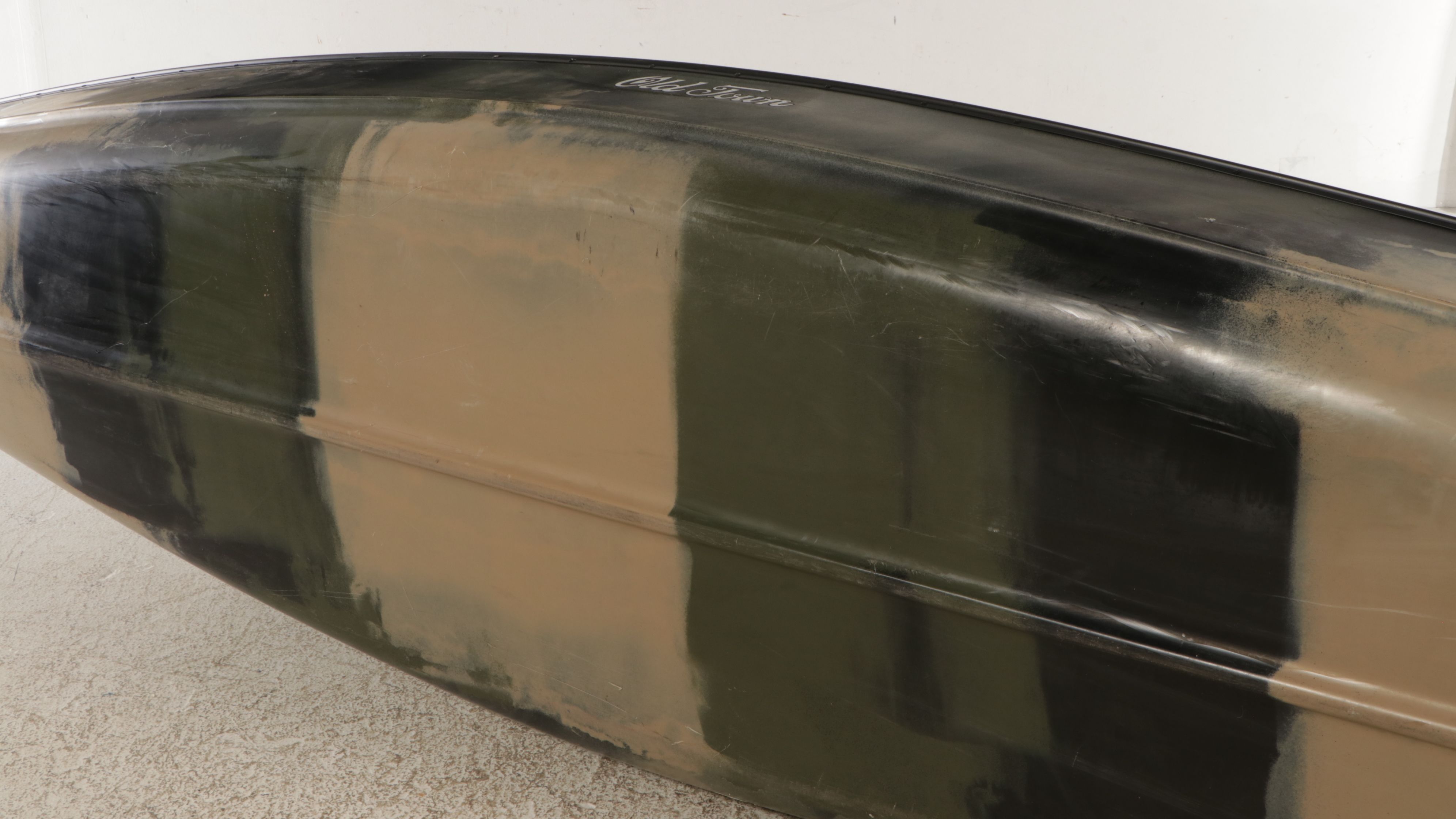 Old Town Canoe Co. 15 ft. Discovery Sport 15 Three-Seat Canoe