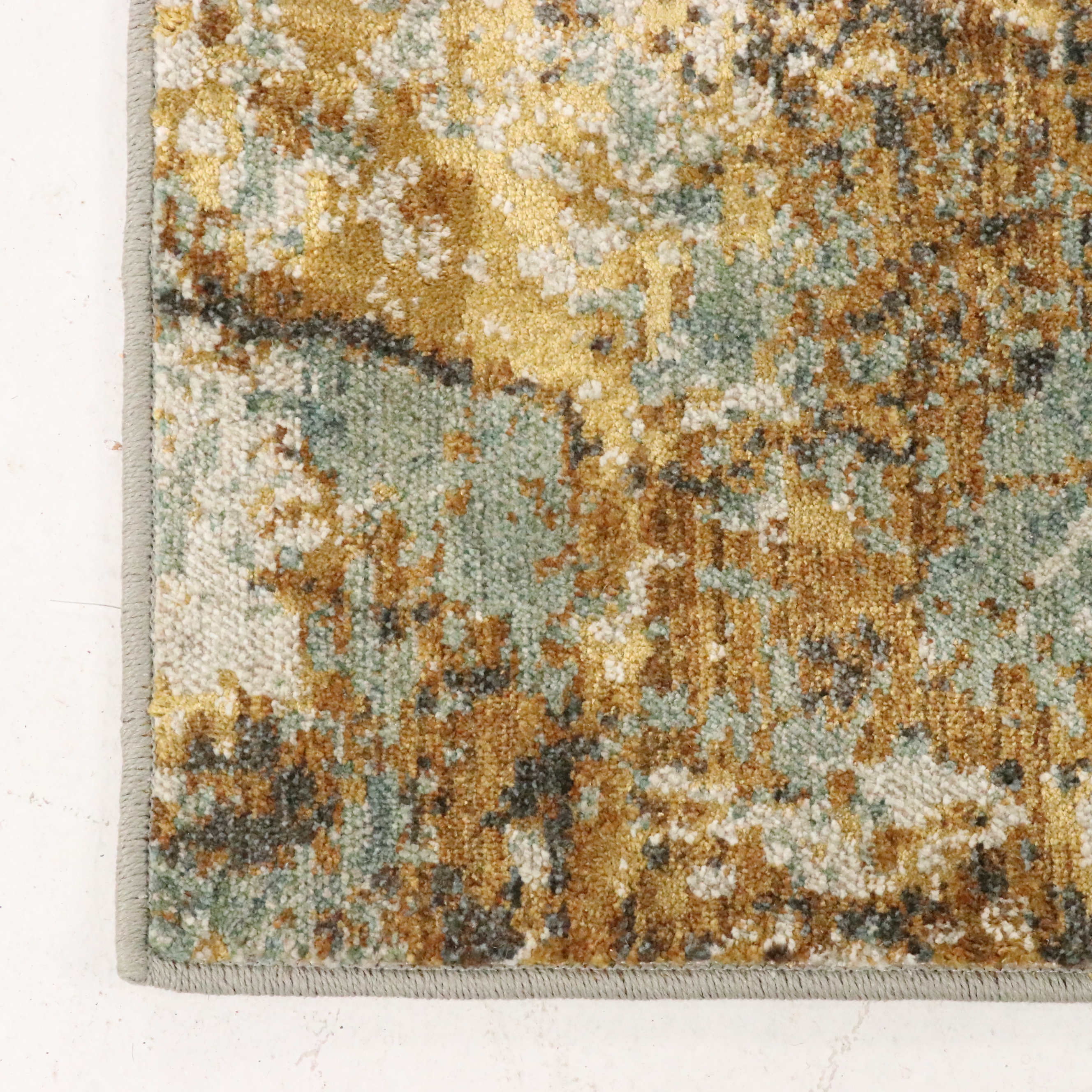 5'3 x 8' Machine Made Contemporary Area Rug