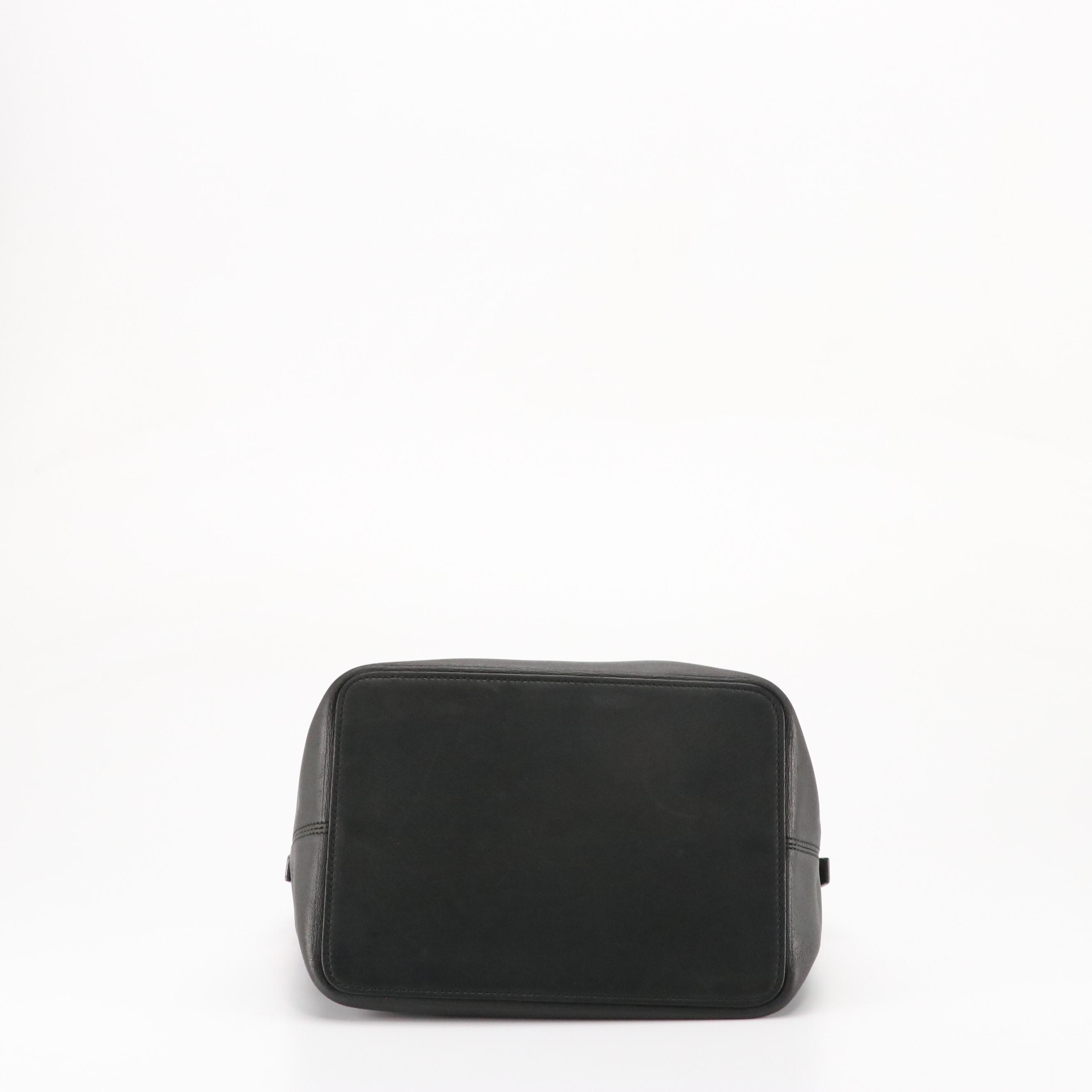 Loewe Handbag in Black Leather