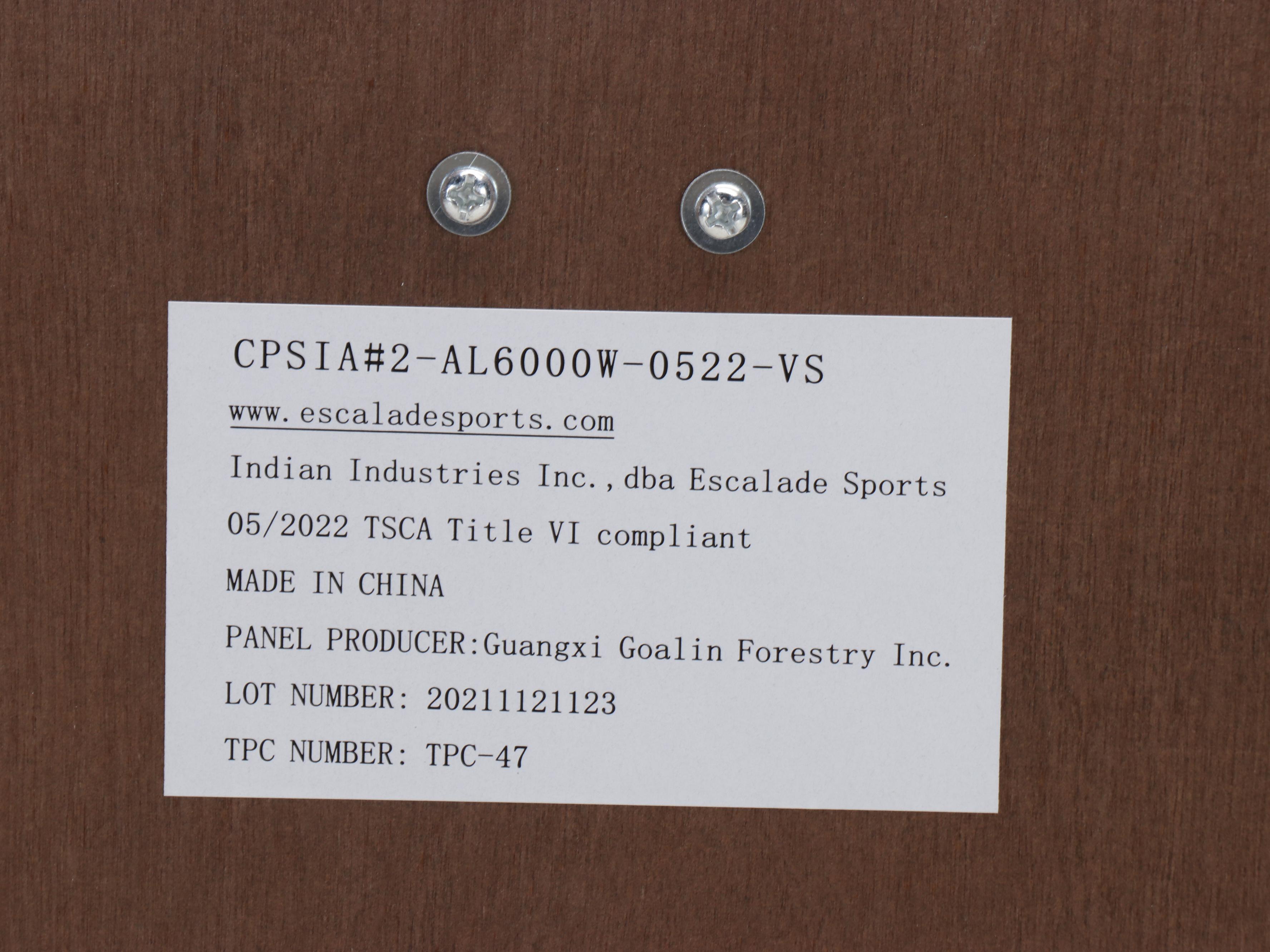 Winmau Blade 6 Dartboard in Cabinet and Dart Mat