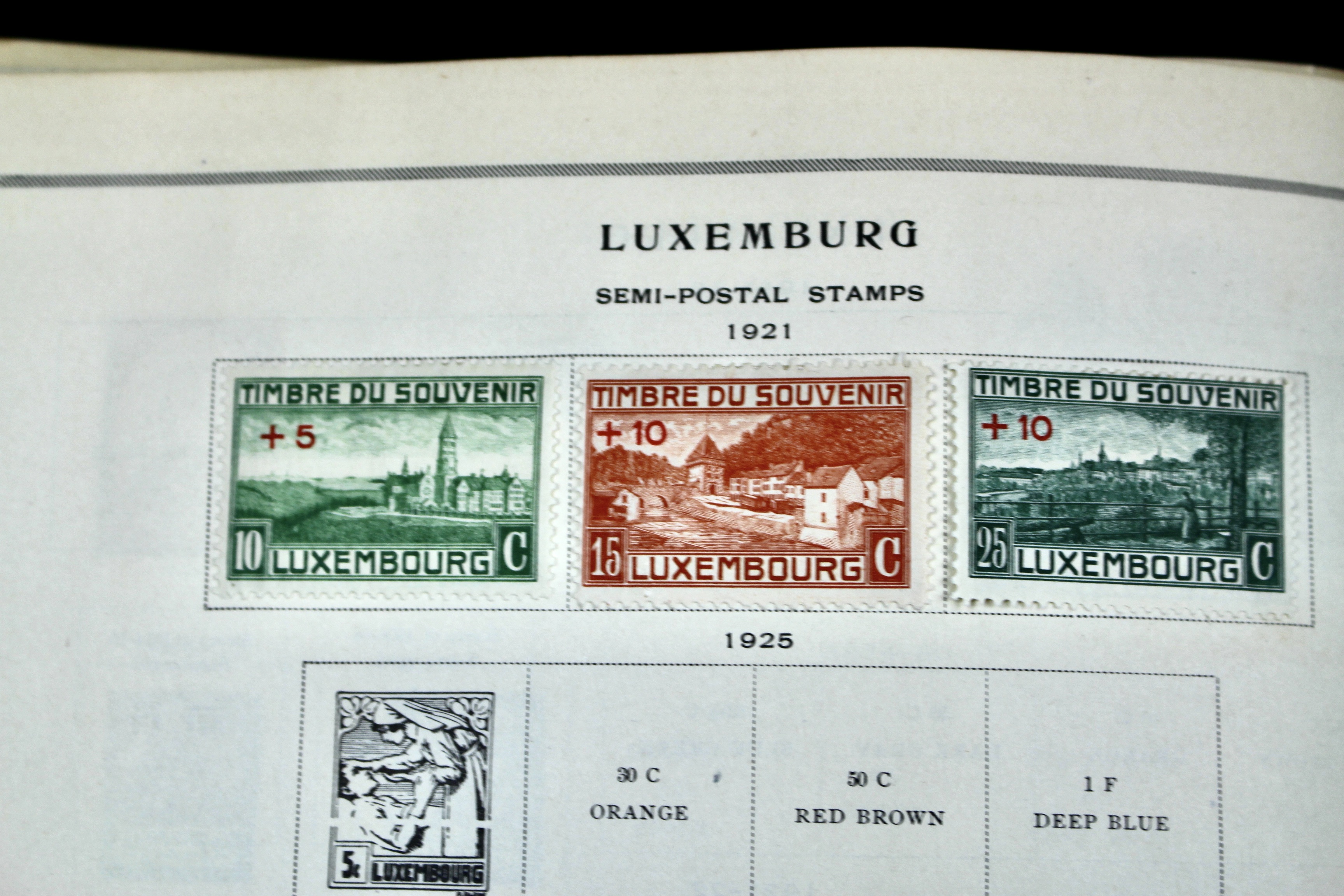 1930 International Junior Postage Stamp Album