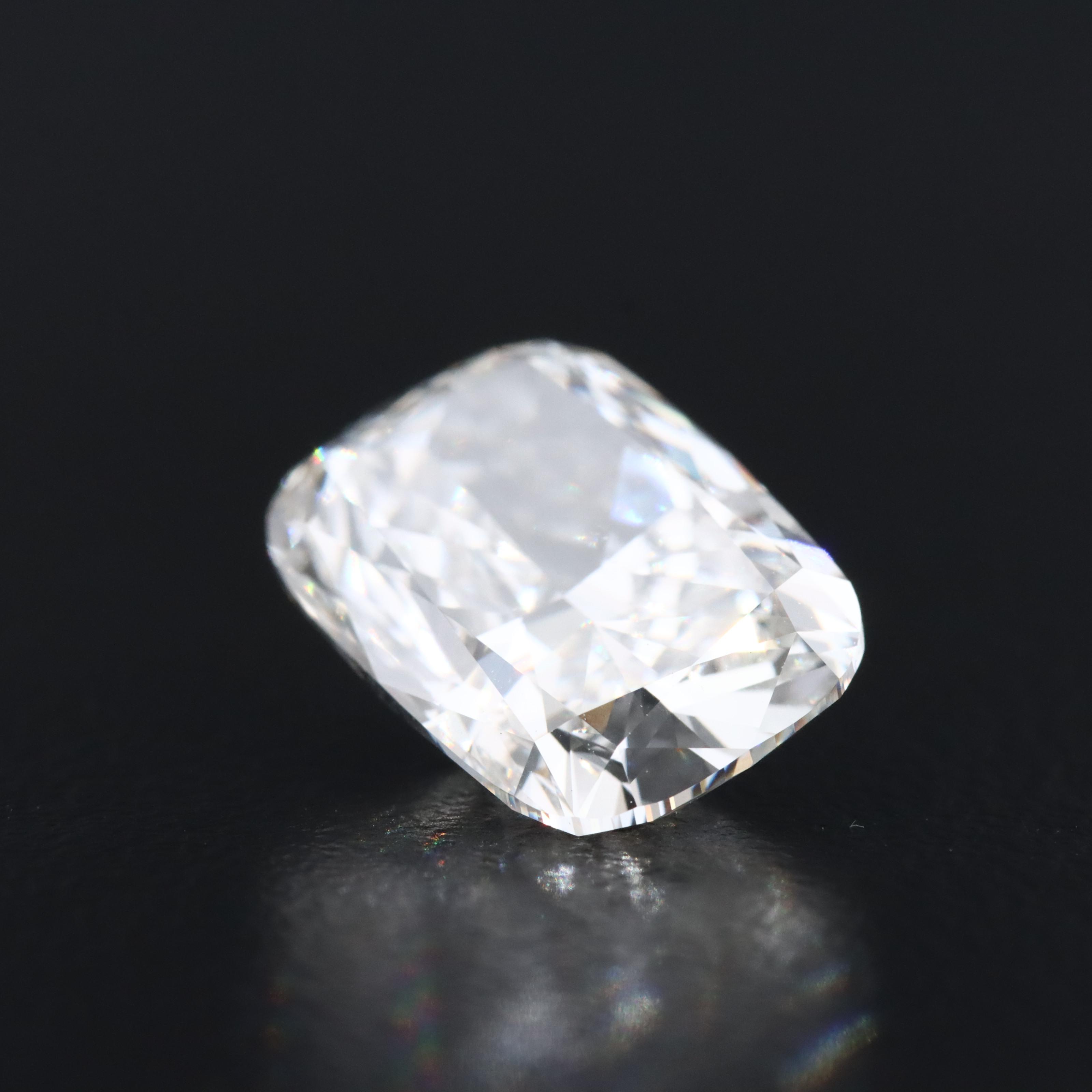 Loose 5.02 CT Lab Grown Diamond with IGI Report