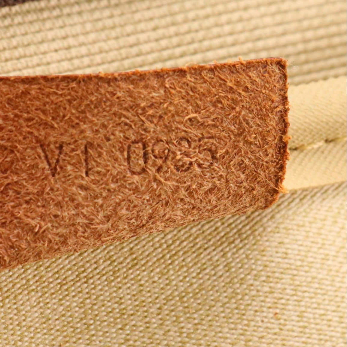 Louis Vuitton Deauville Handbag in Monogram Canvas and Vachetta Leather